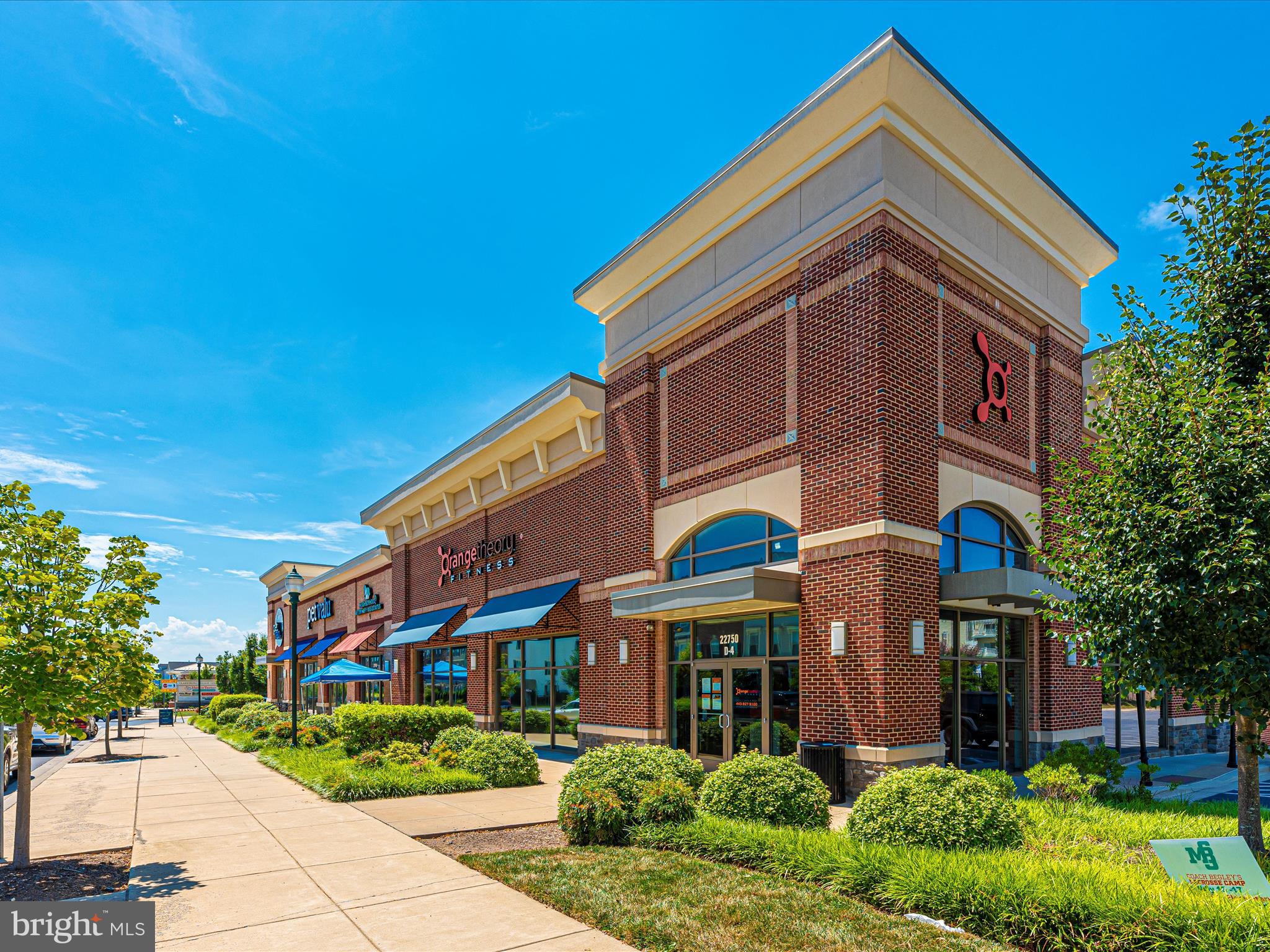 COURTS OF CLARKSBURG - Residential