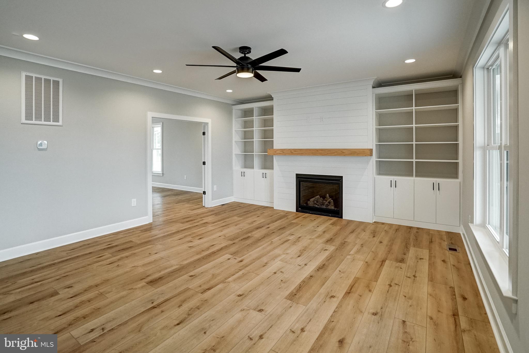 GEORGETOWN ESTATES - Residential