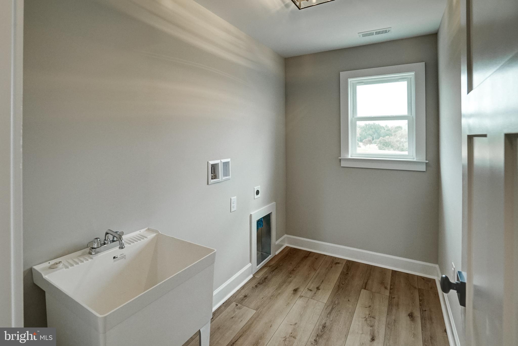 GEORGETOWN ESTATES - Residential