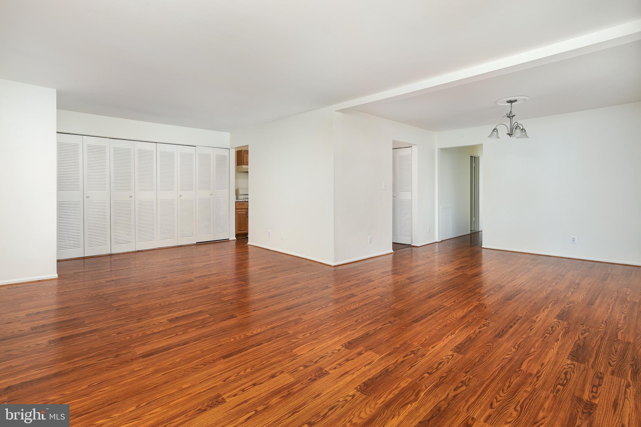 HERITAGE COURT - Residential Lease