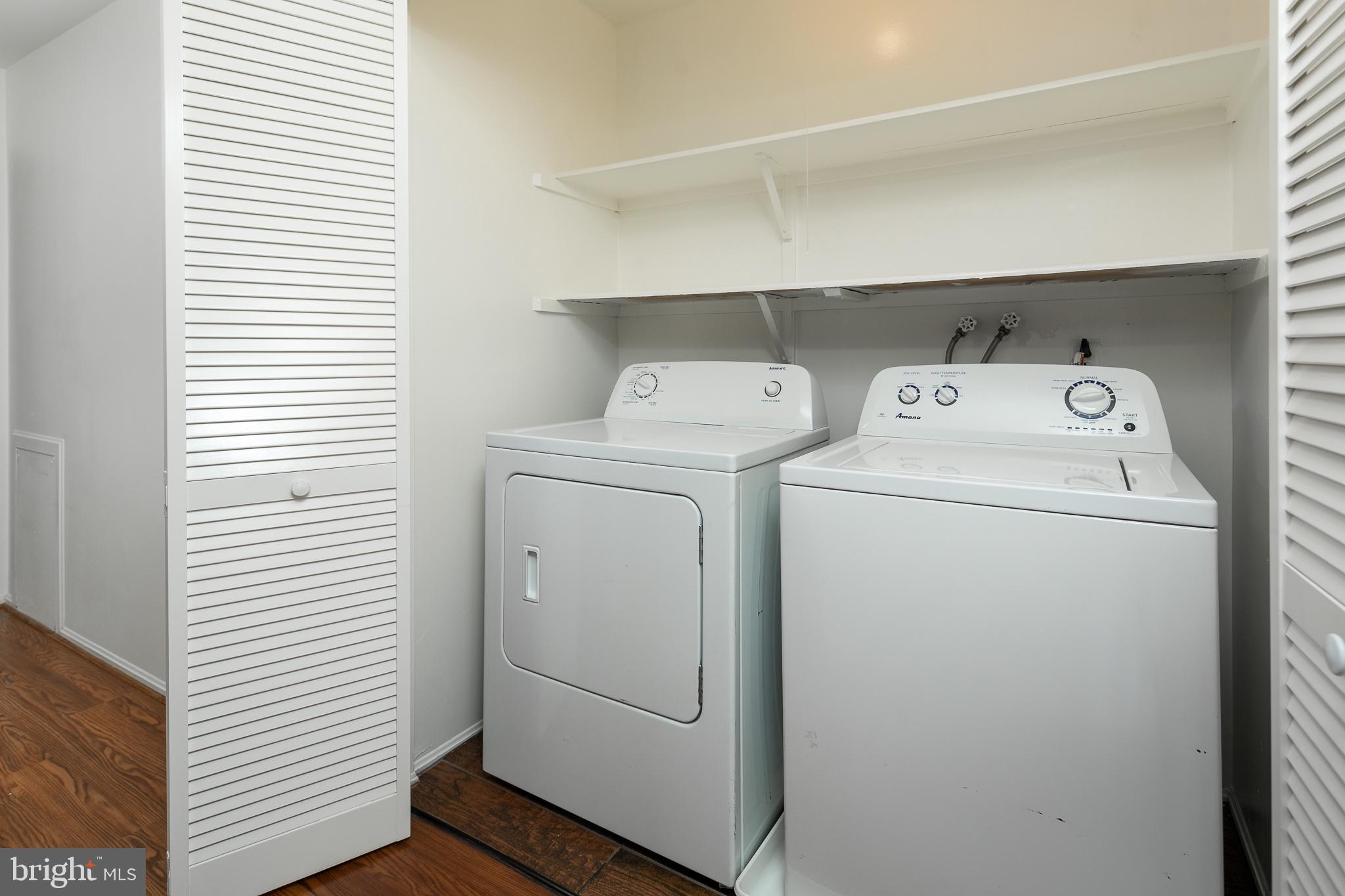 HERITAGE COURT - Residential Lease