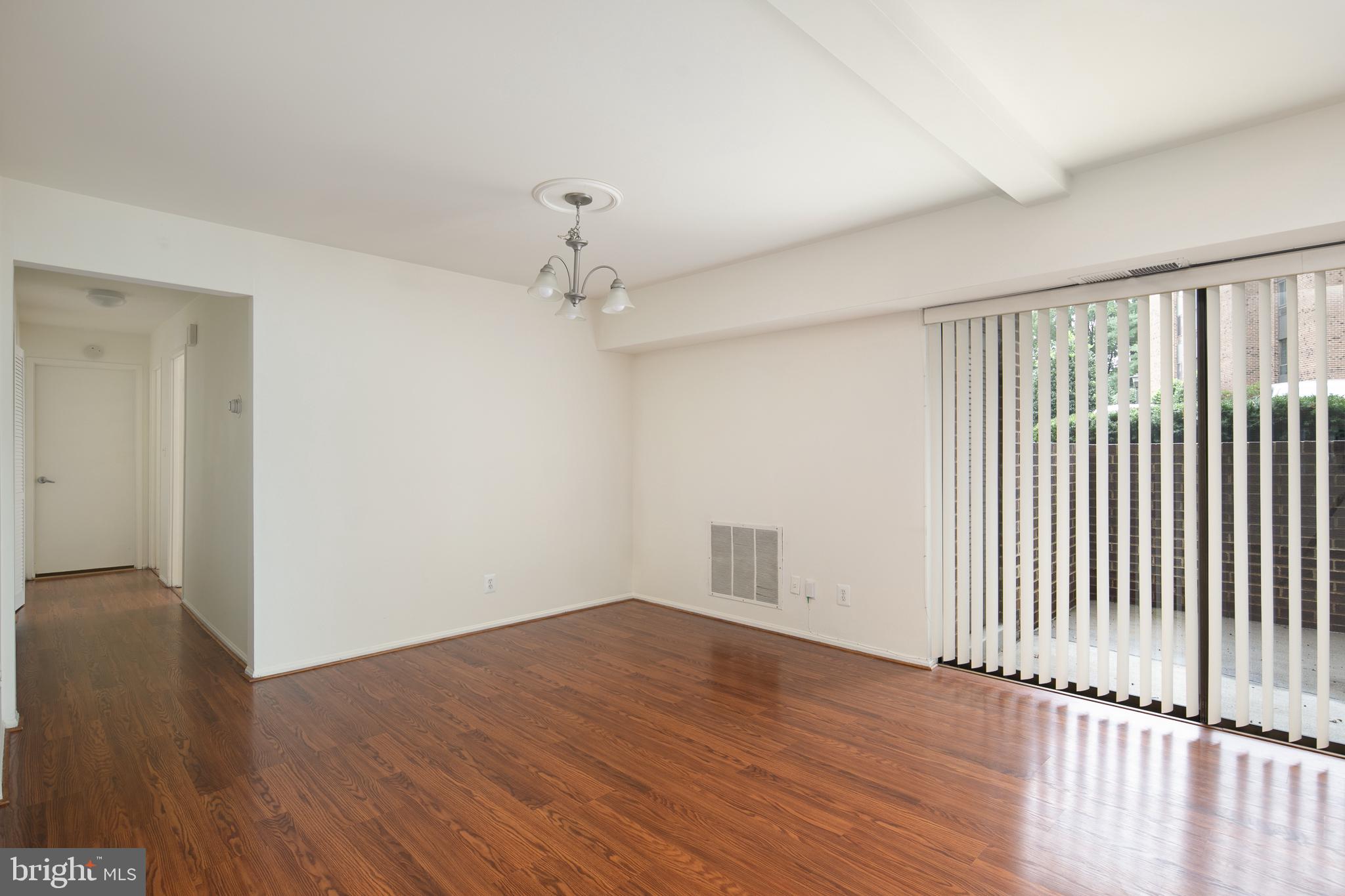 HERITAGE COURT - Residential Lease