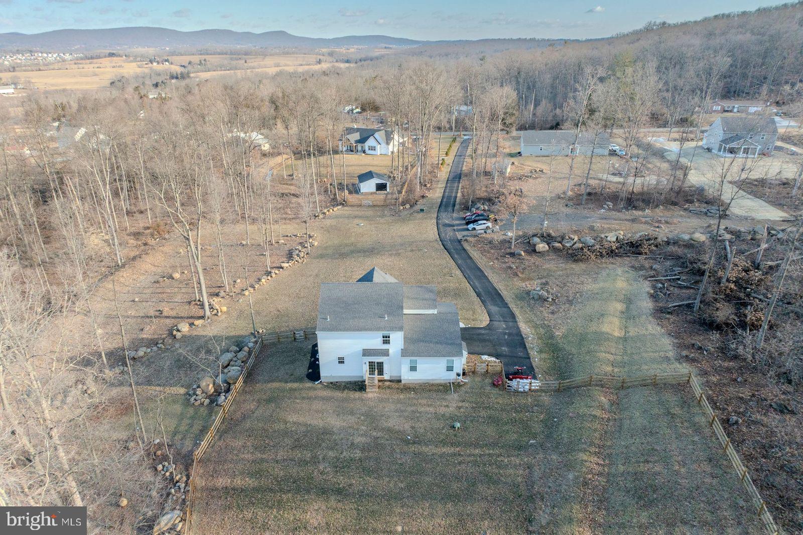 FOREST HILLS - Residential