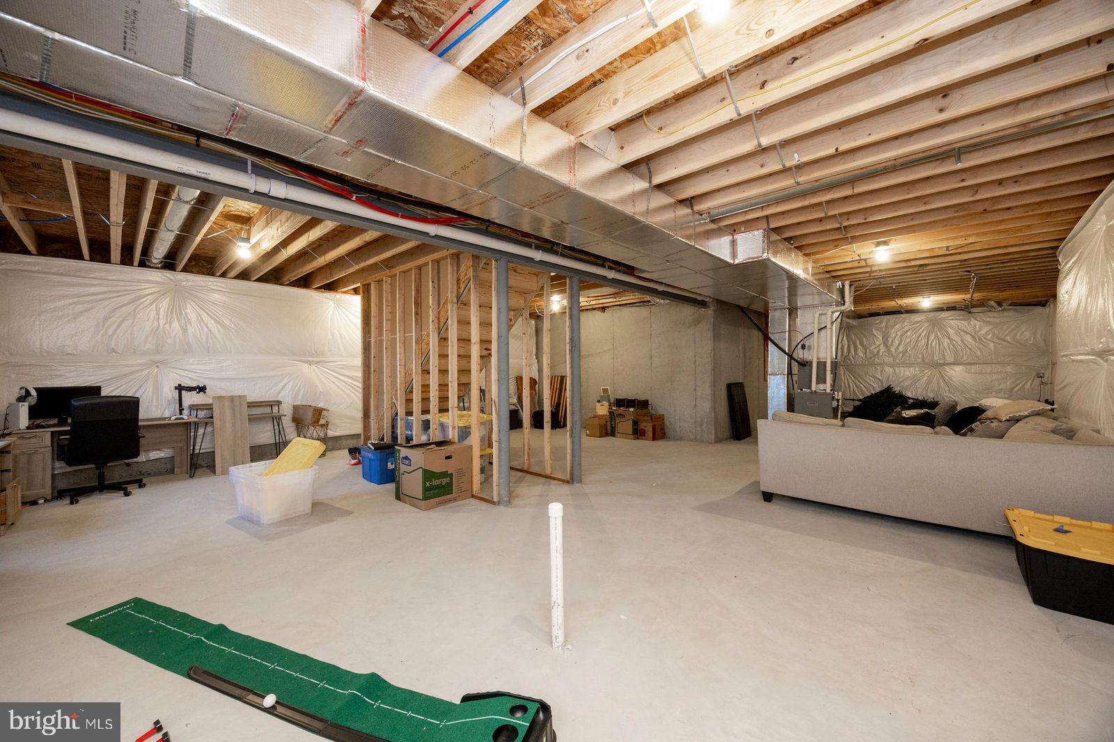 FOREST HILLS - Residential