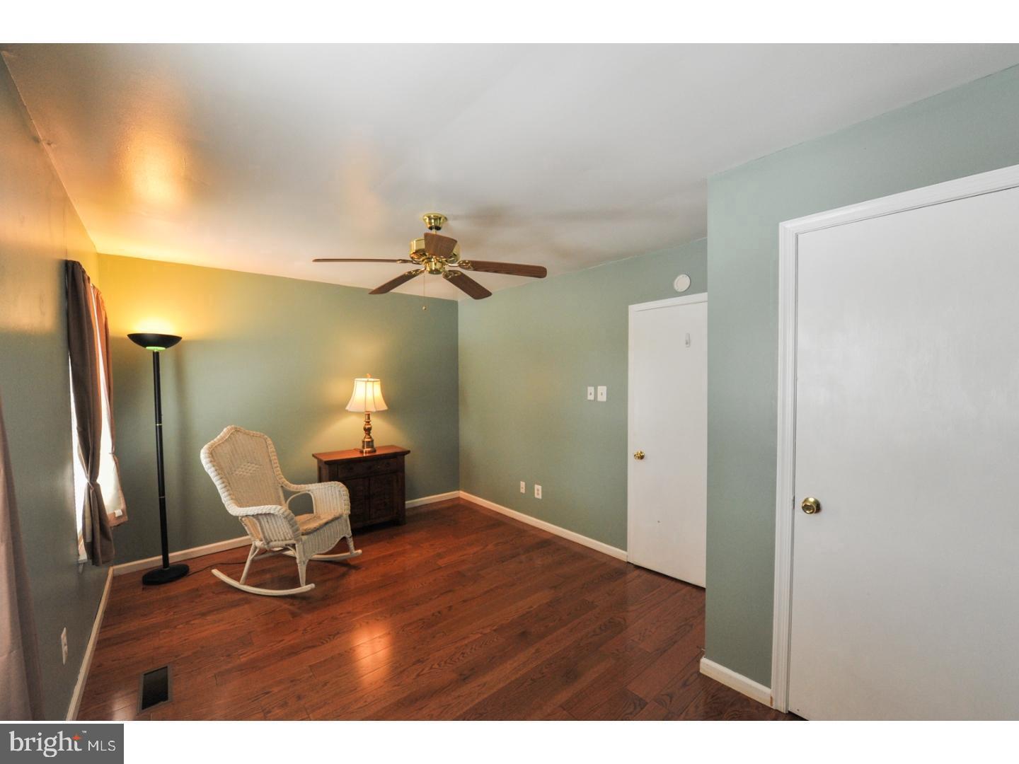 OXFORD OF BLUE BELL - Residential Lease