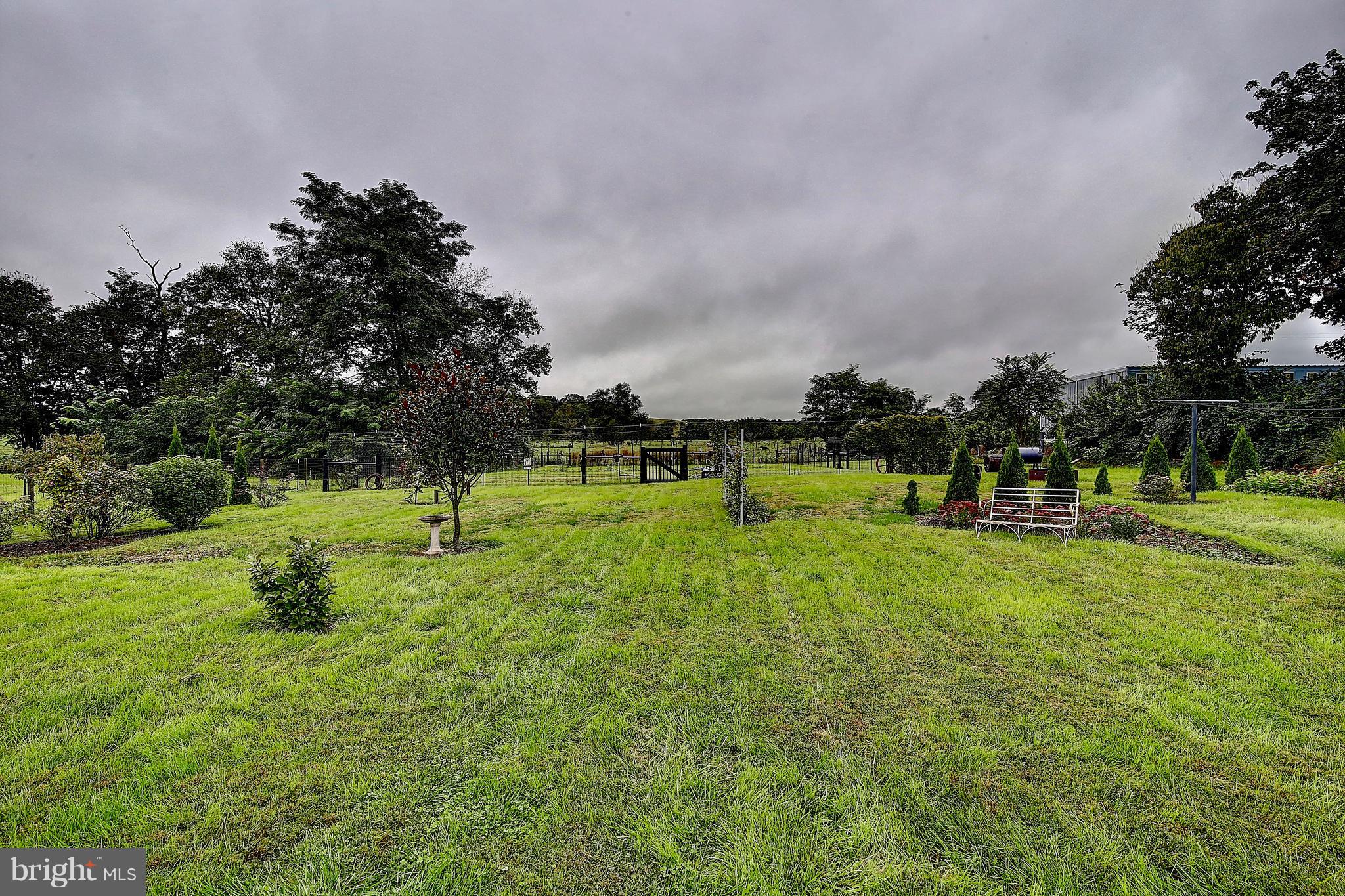 PIKESIDE - Residential