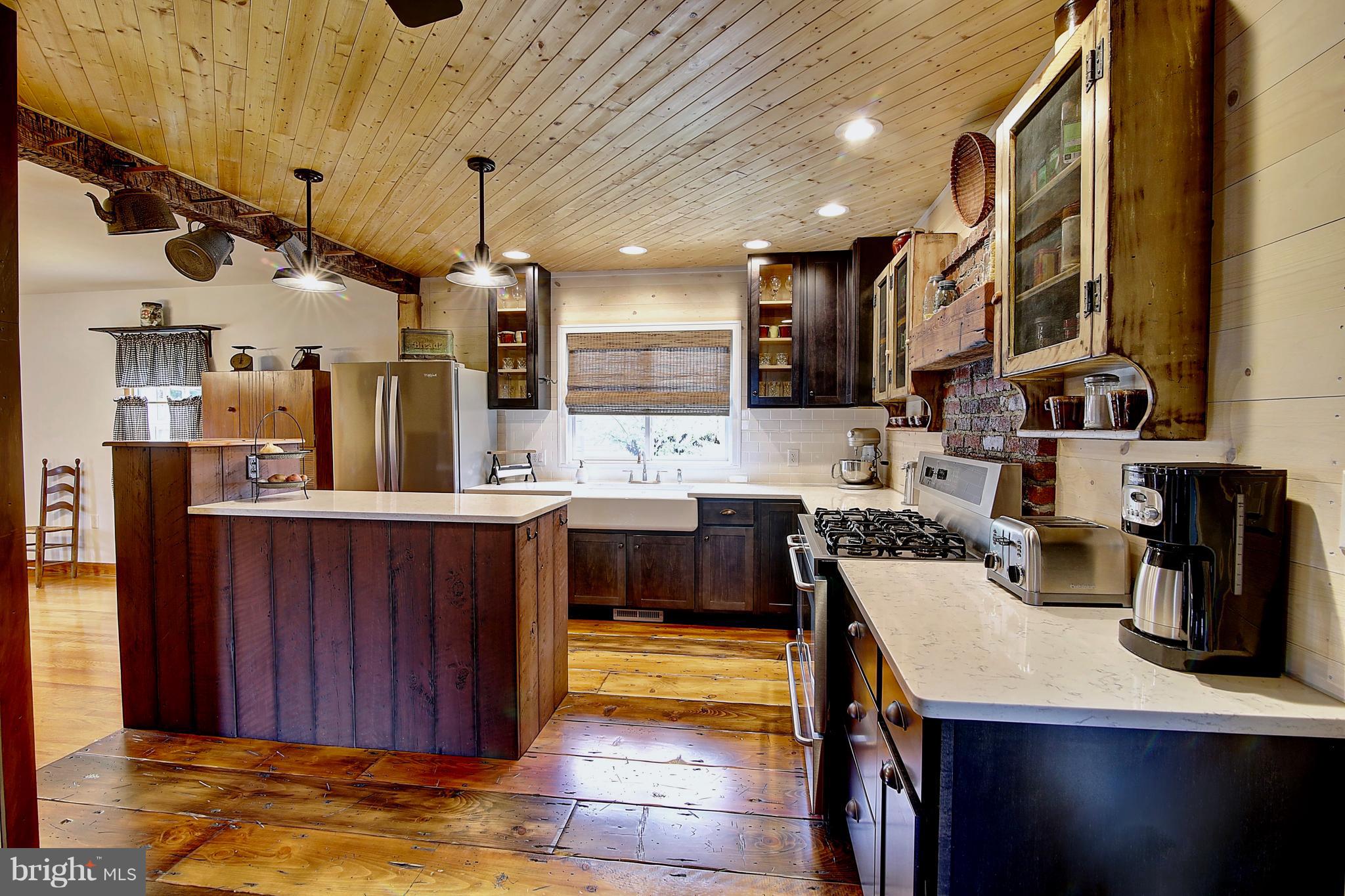 PIKESIDE - Residential