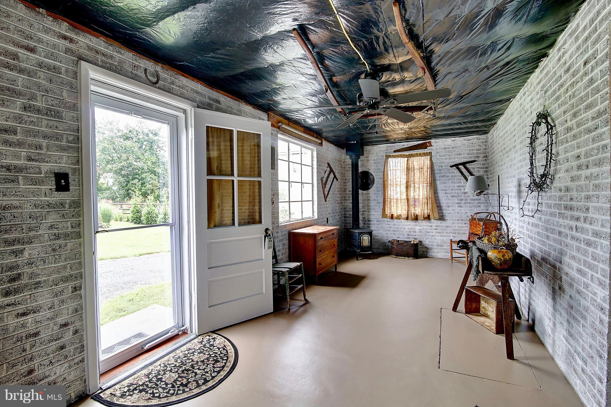 PIKESIDE - Residential