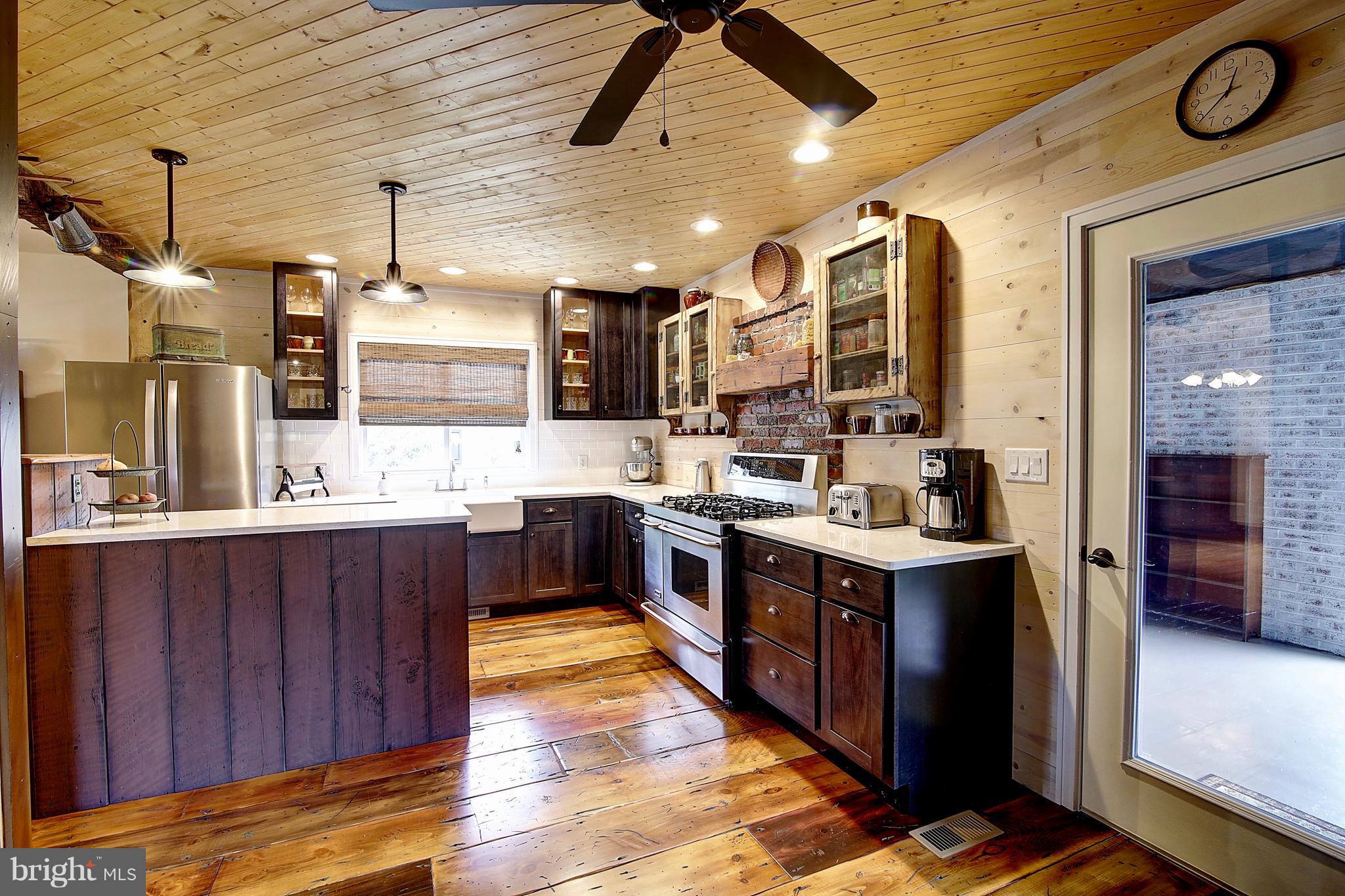 PIKESIDE - Residential