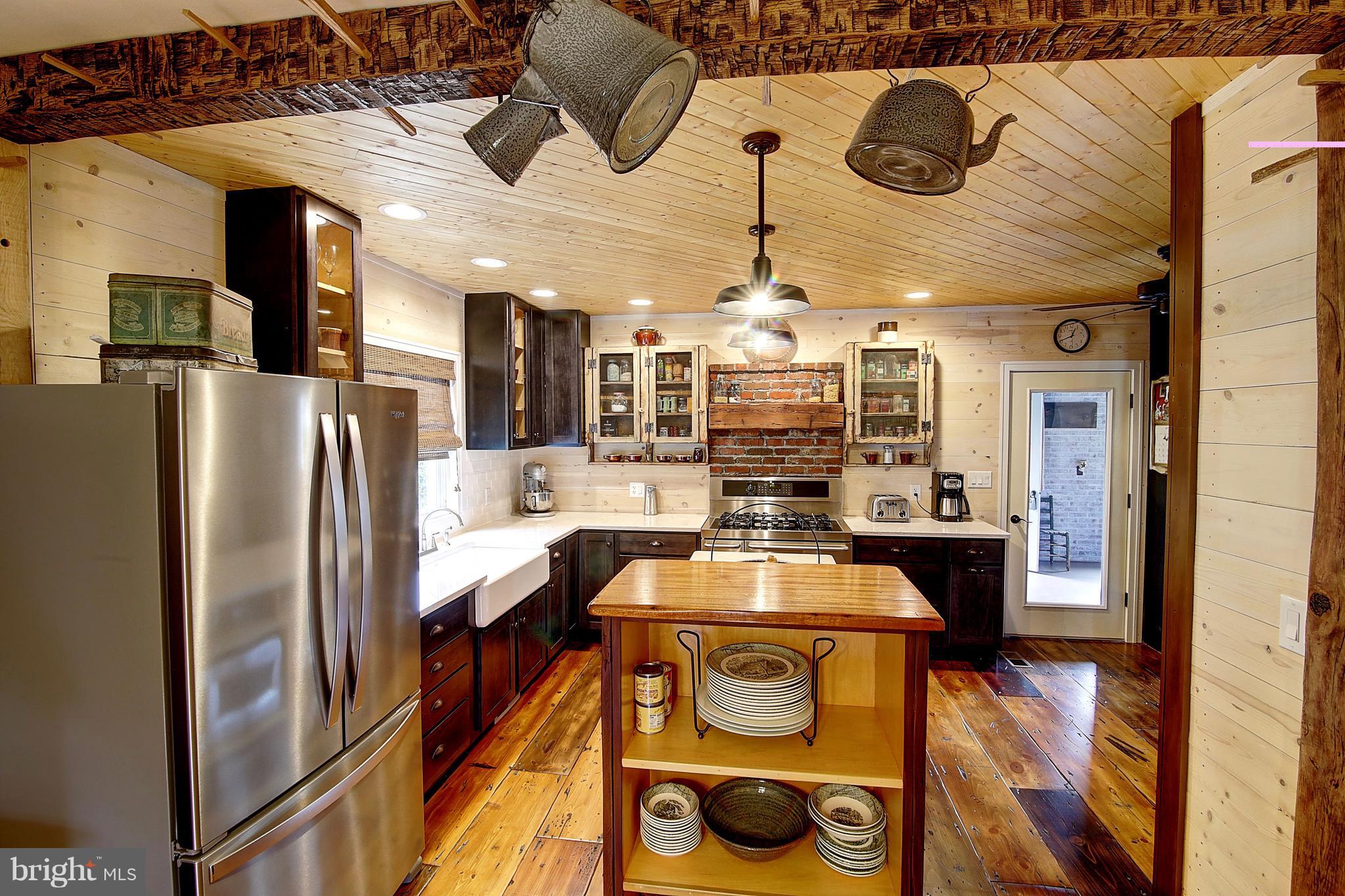 PIKESIDE - Residential