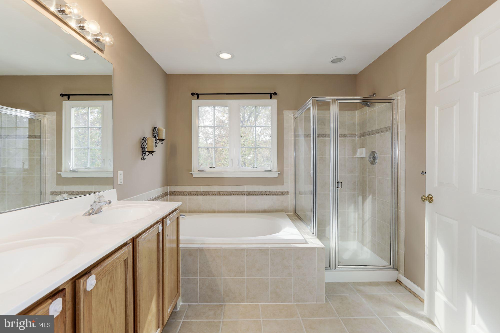 LANDOVER MEWS-PLAT FIVE> - Farm