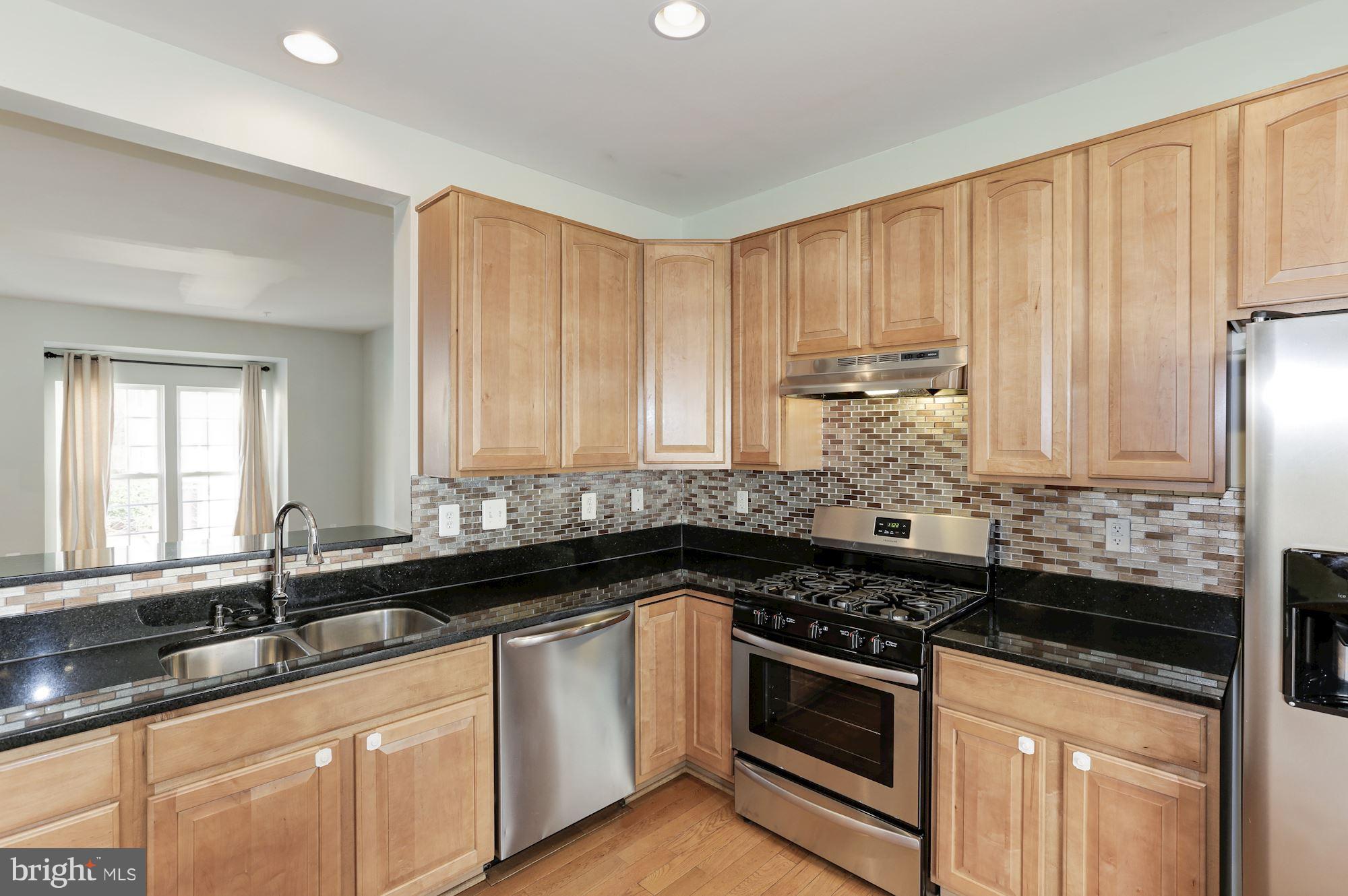 LANDOVER MEWS-PLAT FIVE> - Farm