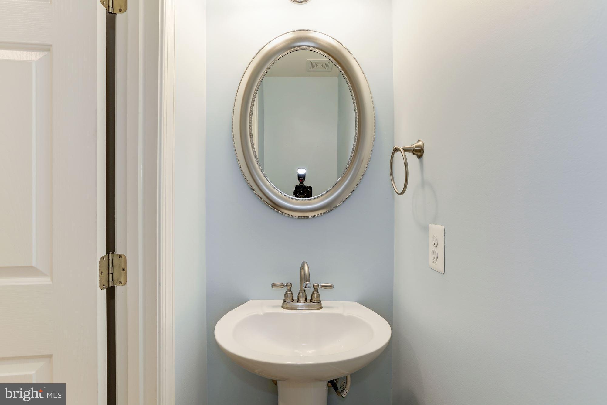 LANDOVER MEWS-PLAT FIVE> - Farm