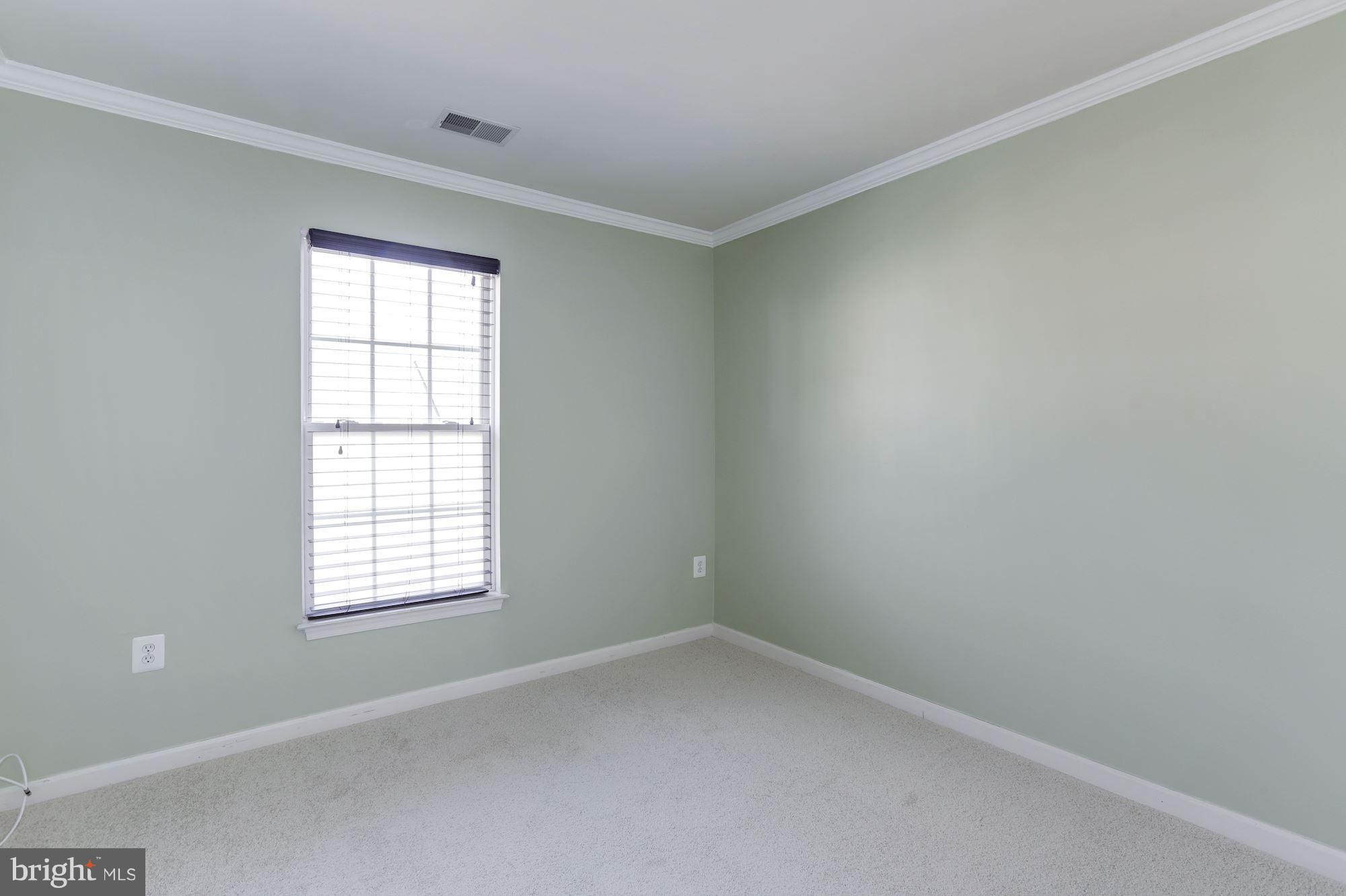 LANDOVER MEWS-PLAT FIVE> - Farm