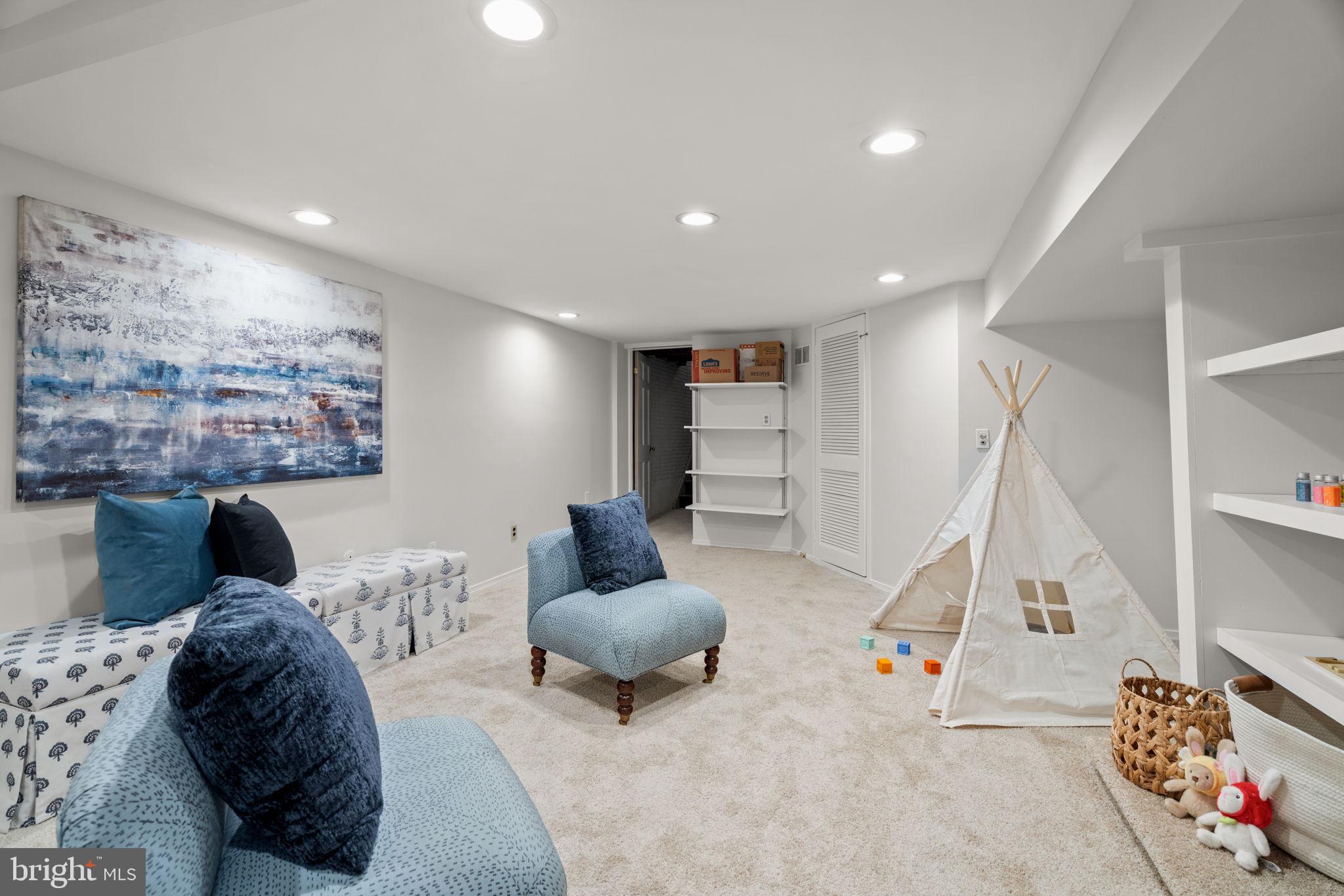 SOCIETY HILL - Residential