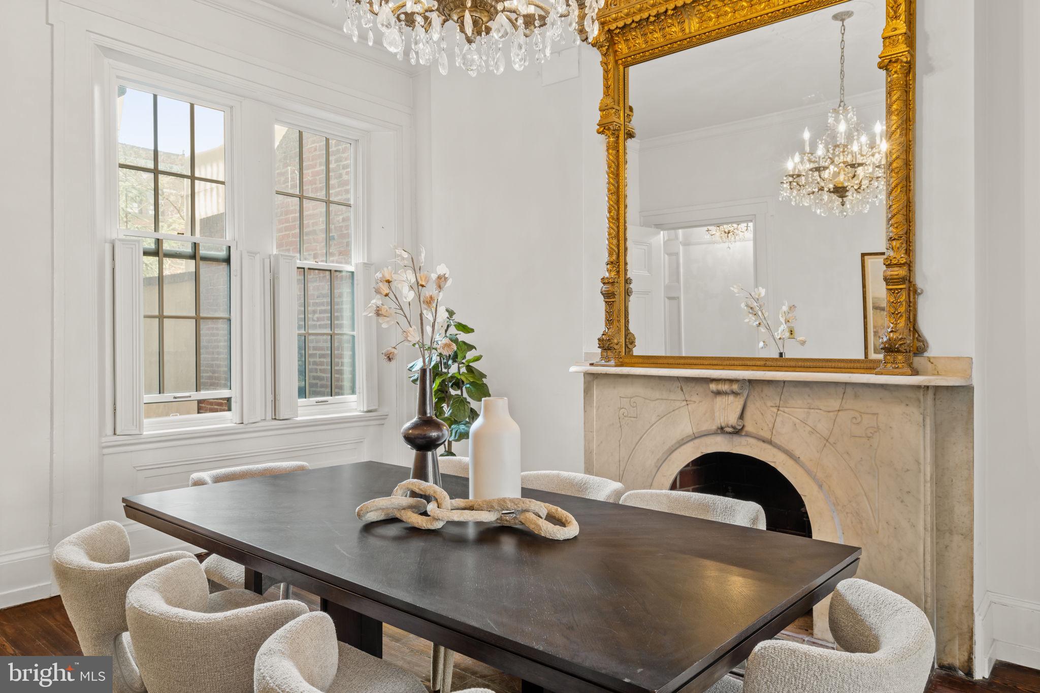 SOCIETY HILL - Residential