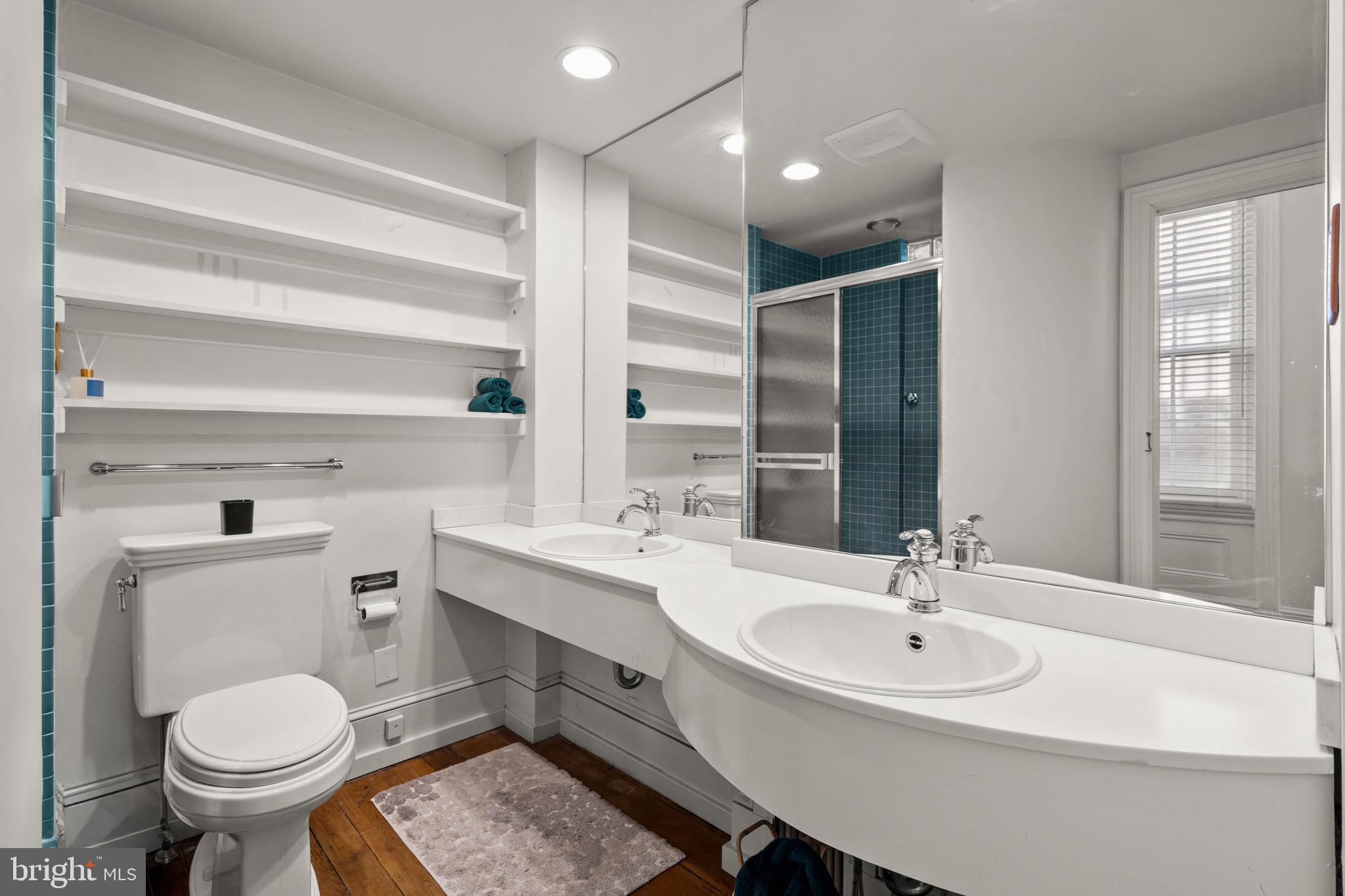 SOCIETY HILL - Residential