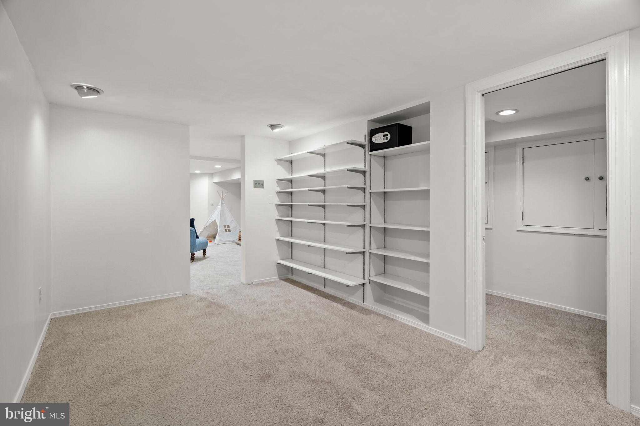 SOCIETY HILL - Residential