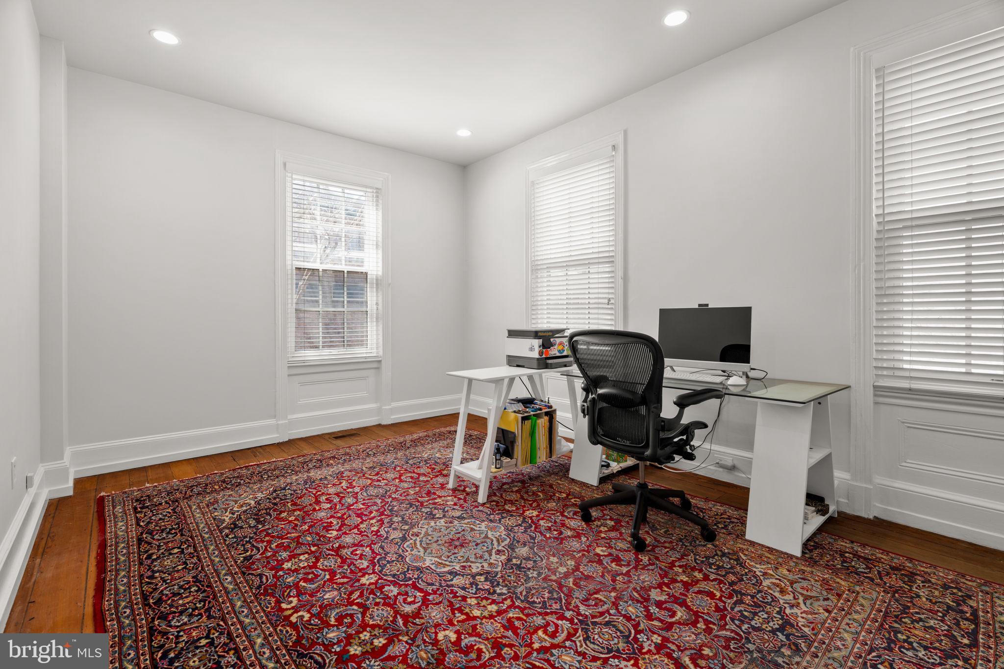 SOCIETY HILL - Residential