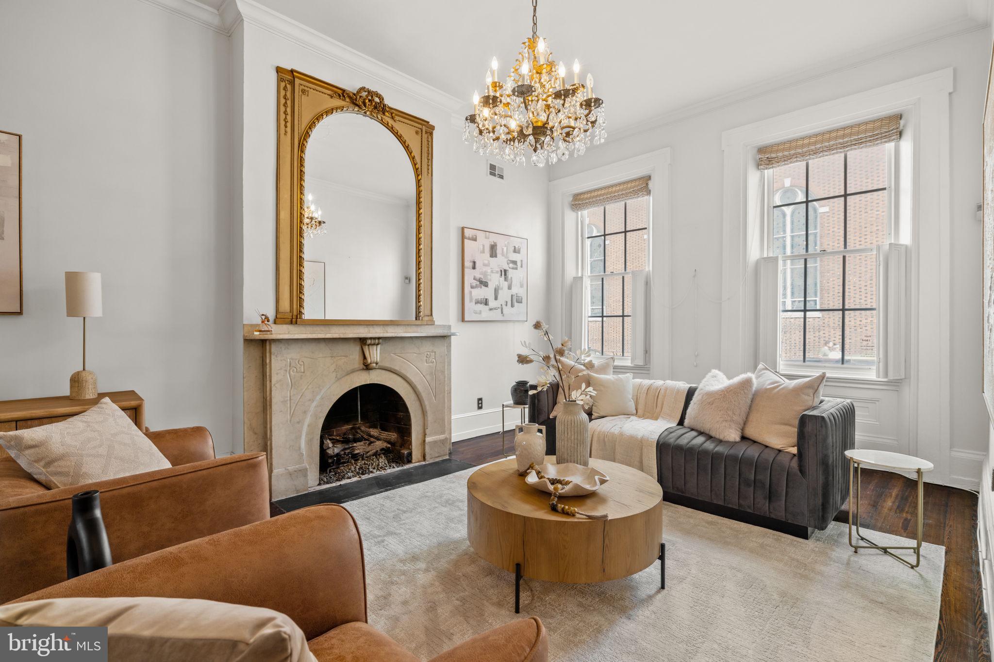 SOCIETY HILL - Residential