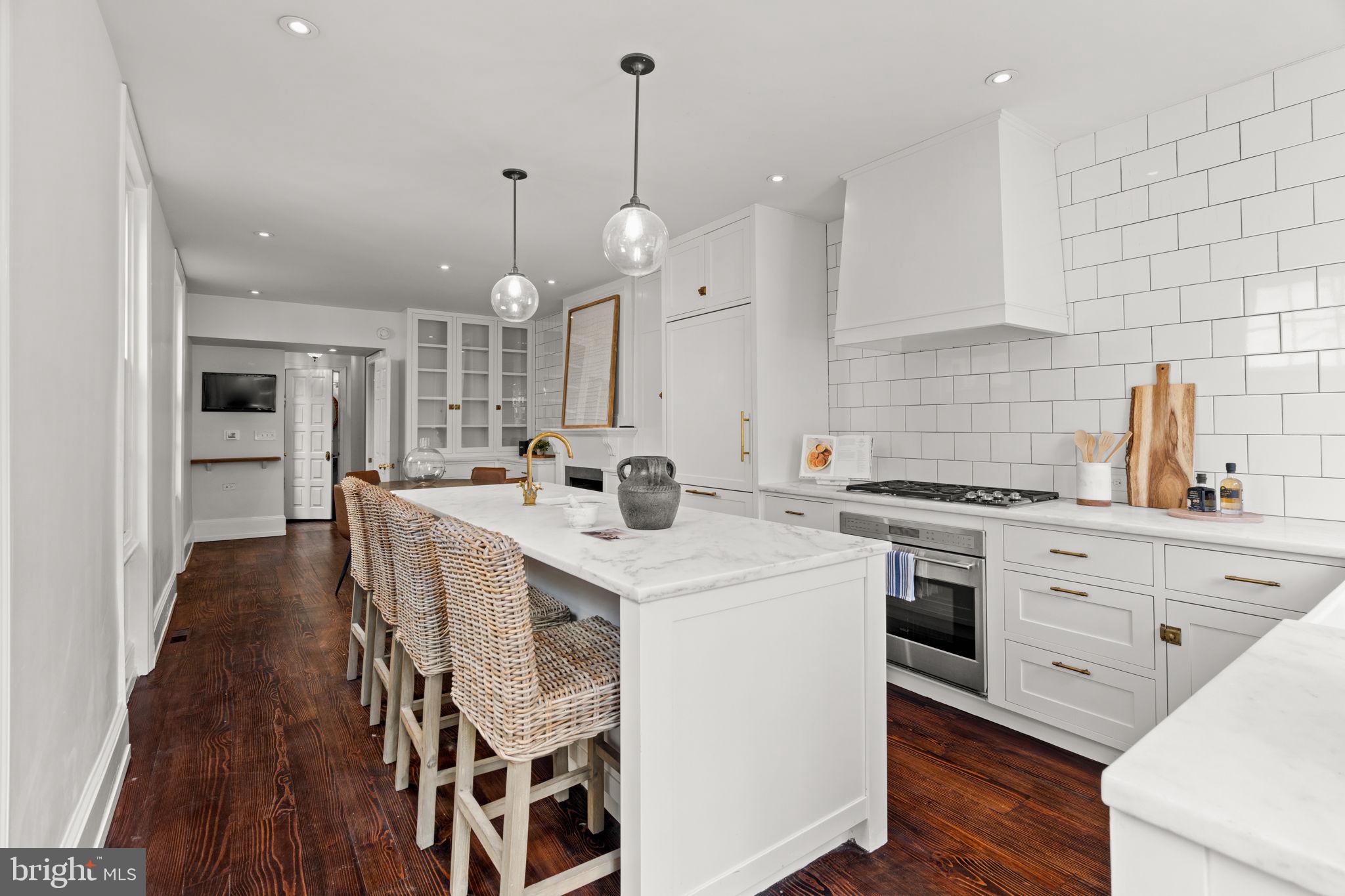 SOCIETY HILL - Residential