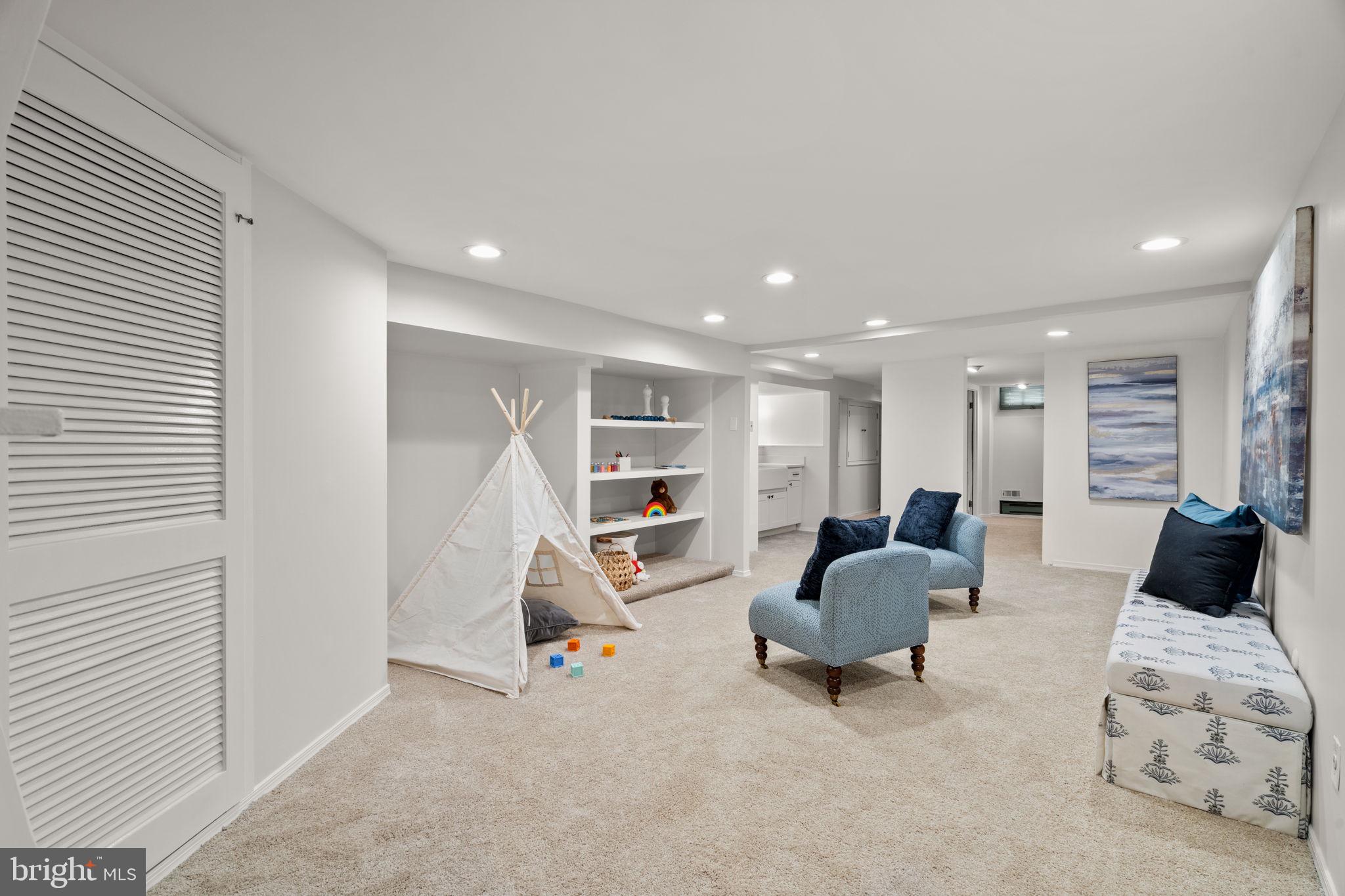 SOCIETY HILL - Residential