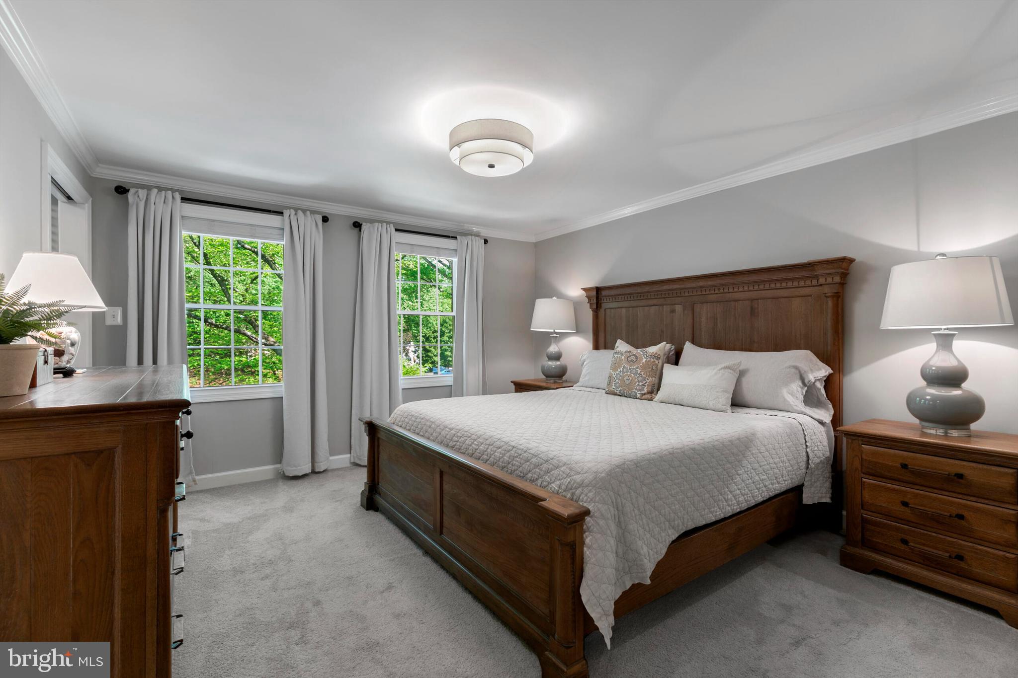 RESTON - Residential