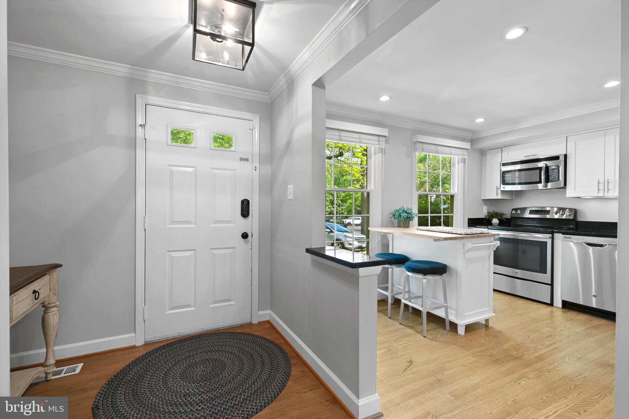 RESTON - Residential