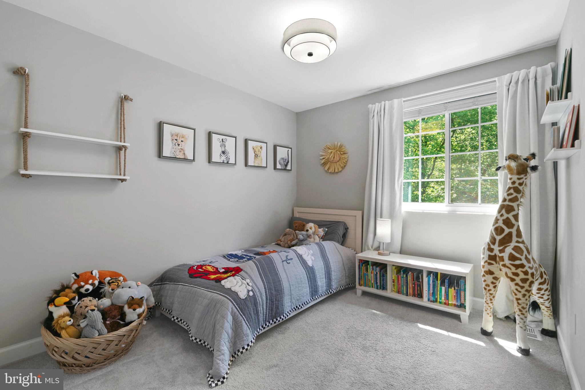 RESTON - Residential