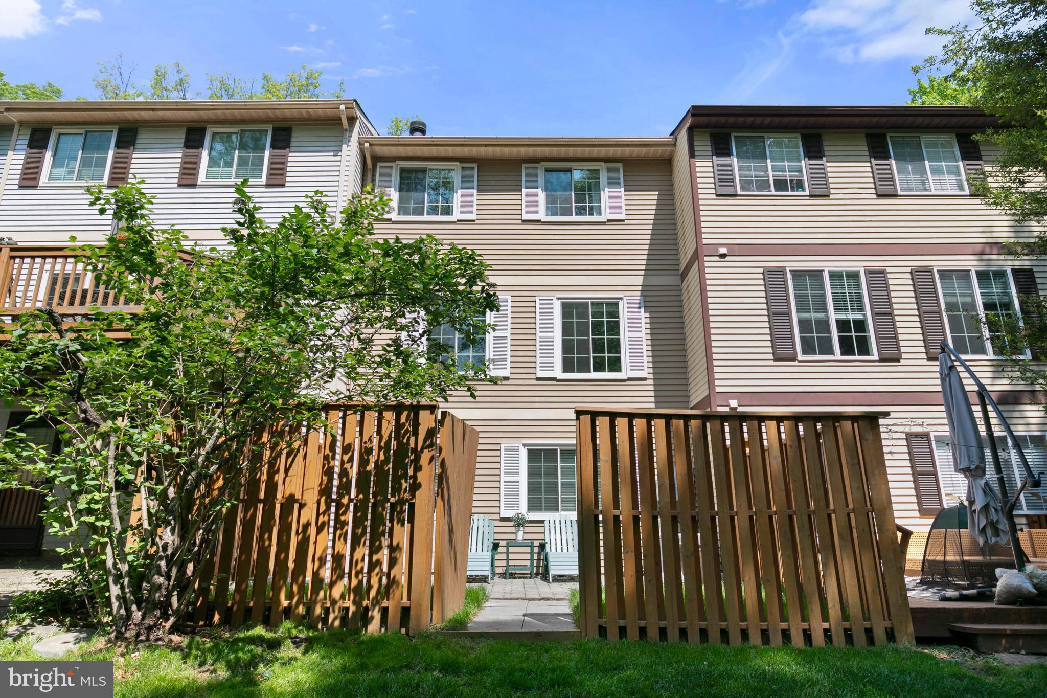 RESTON - Residential