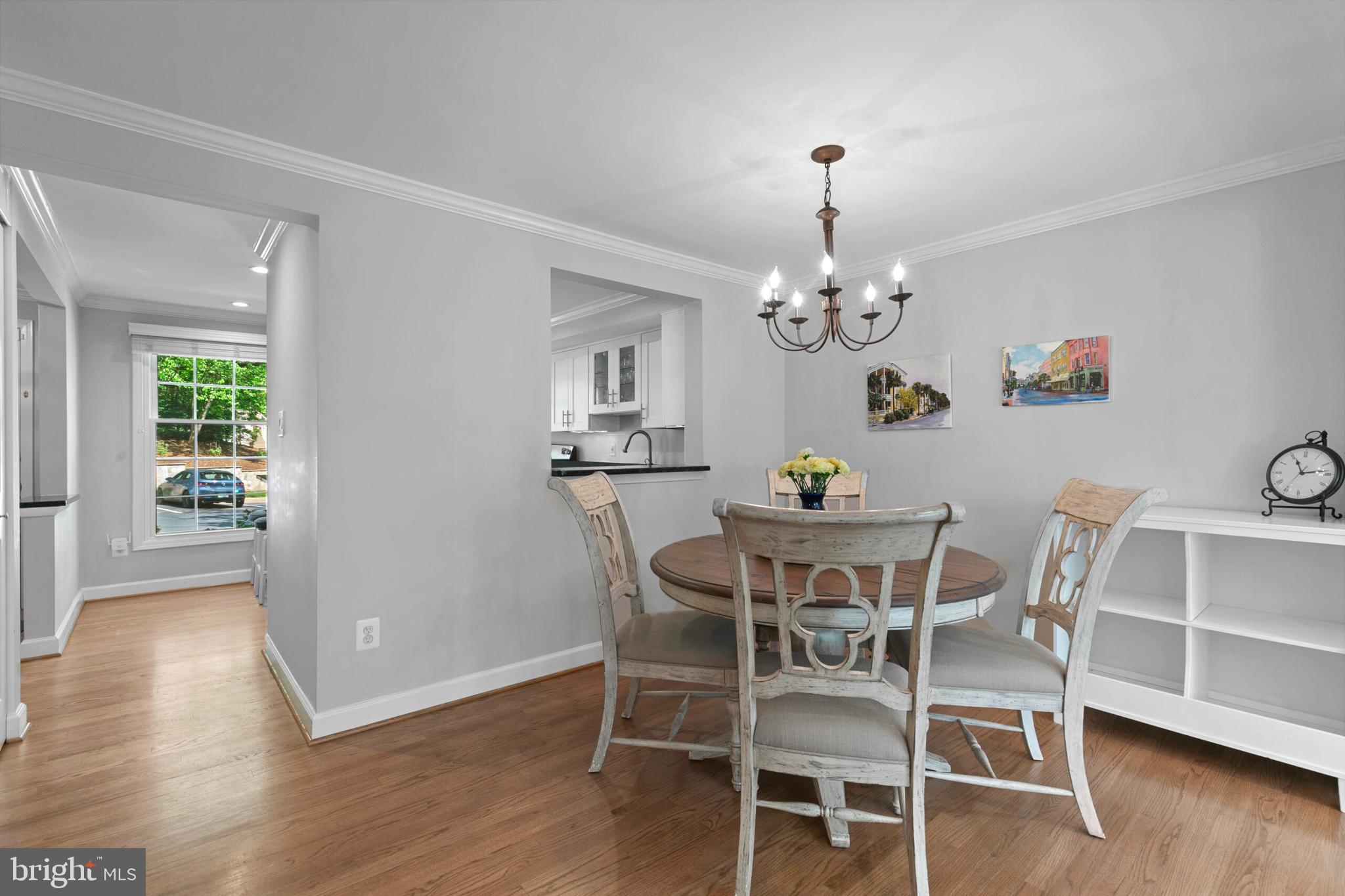 RESTON - Residential