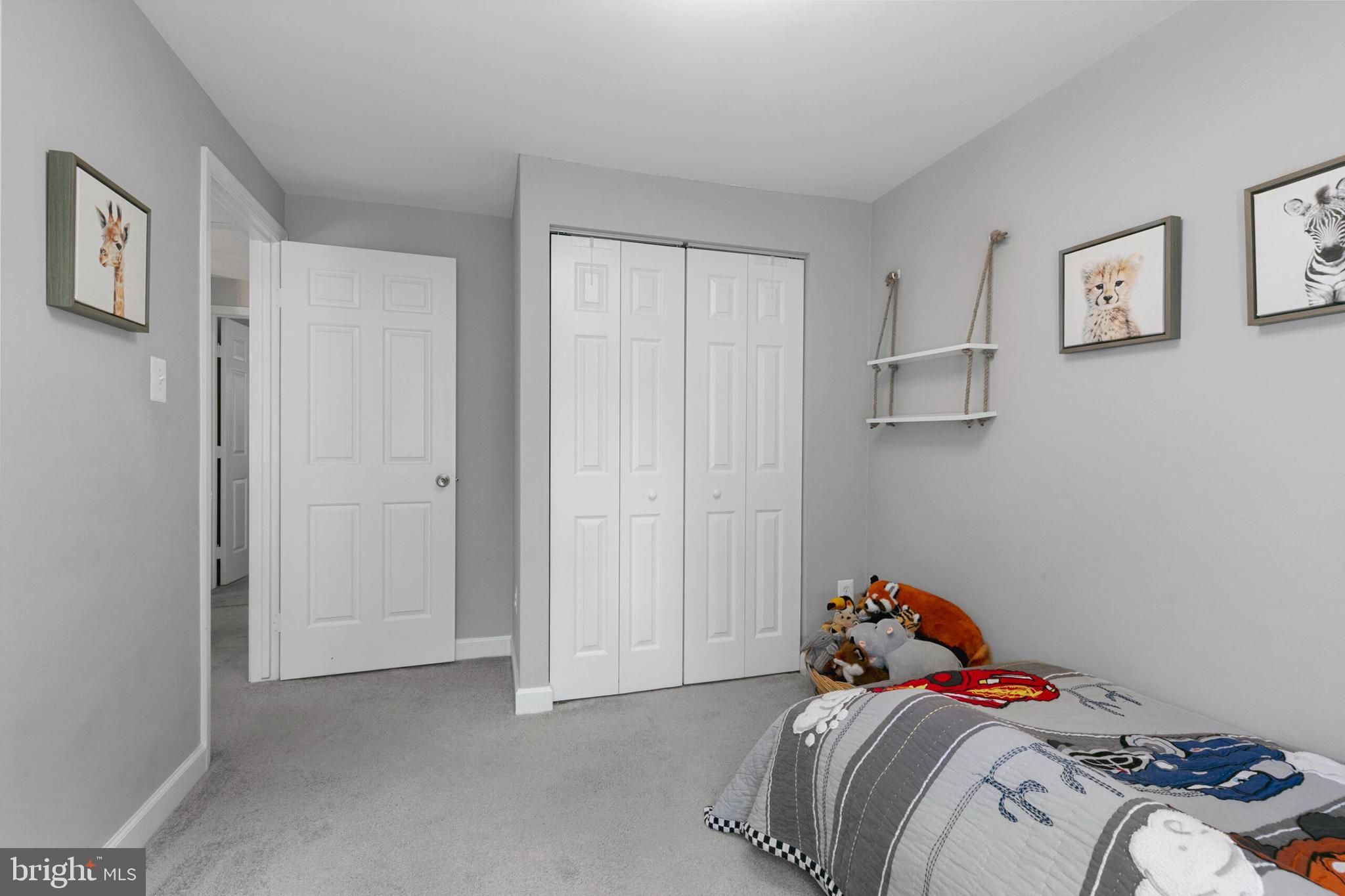 RESTON - Residential