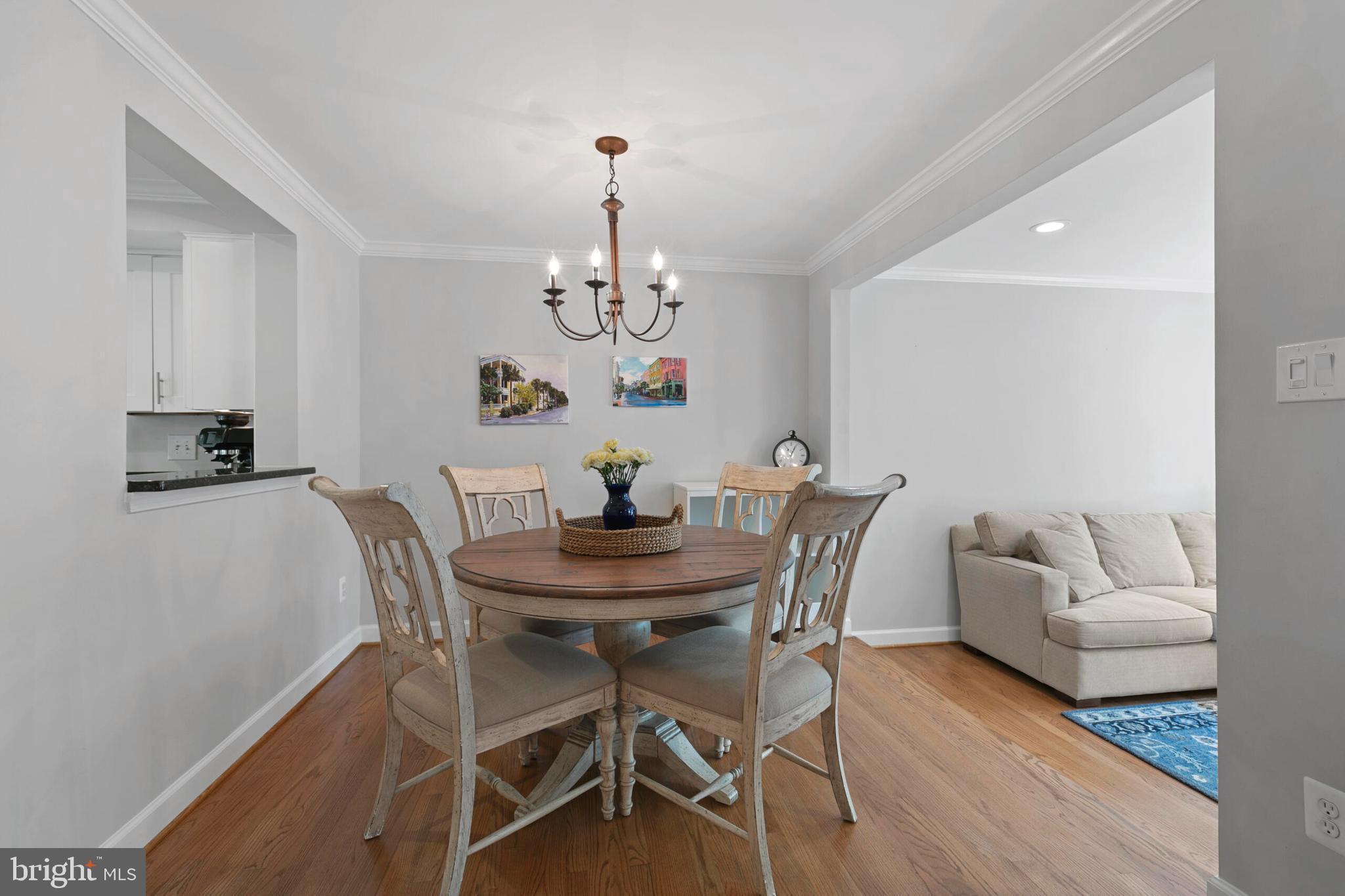 RESTON - Residential