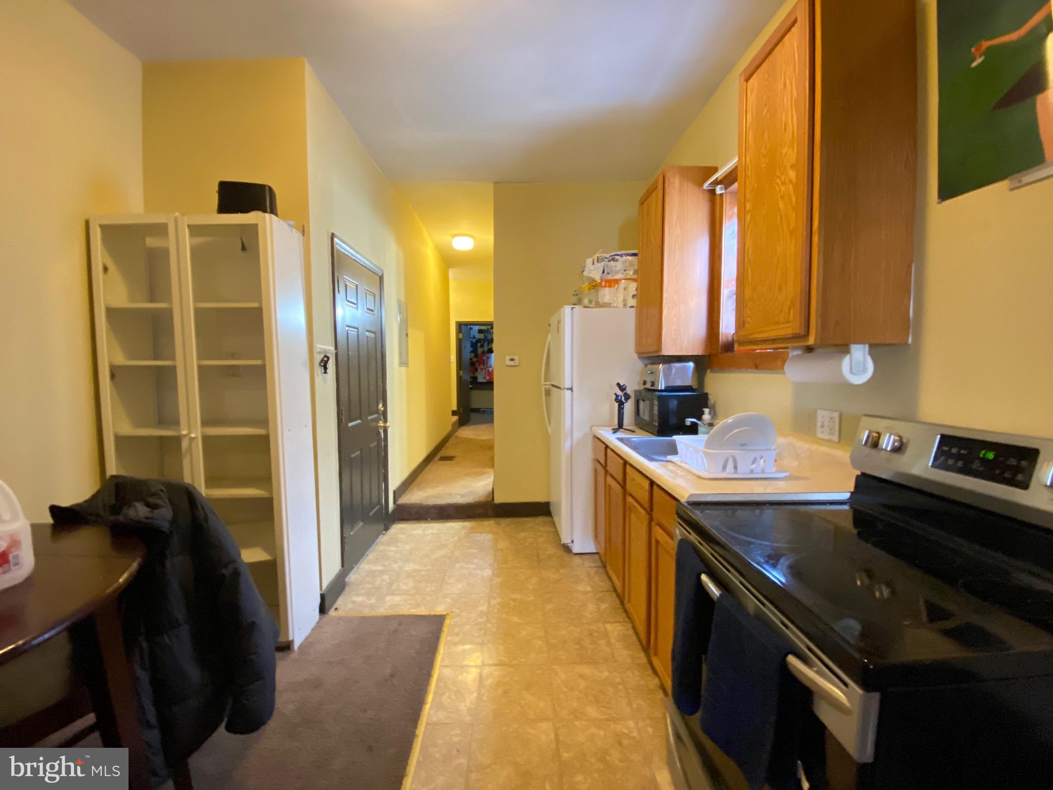 TEMPLE UNIVERSITY - Residential Lease
