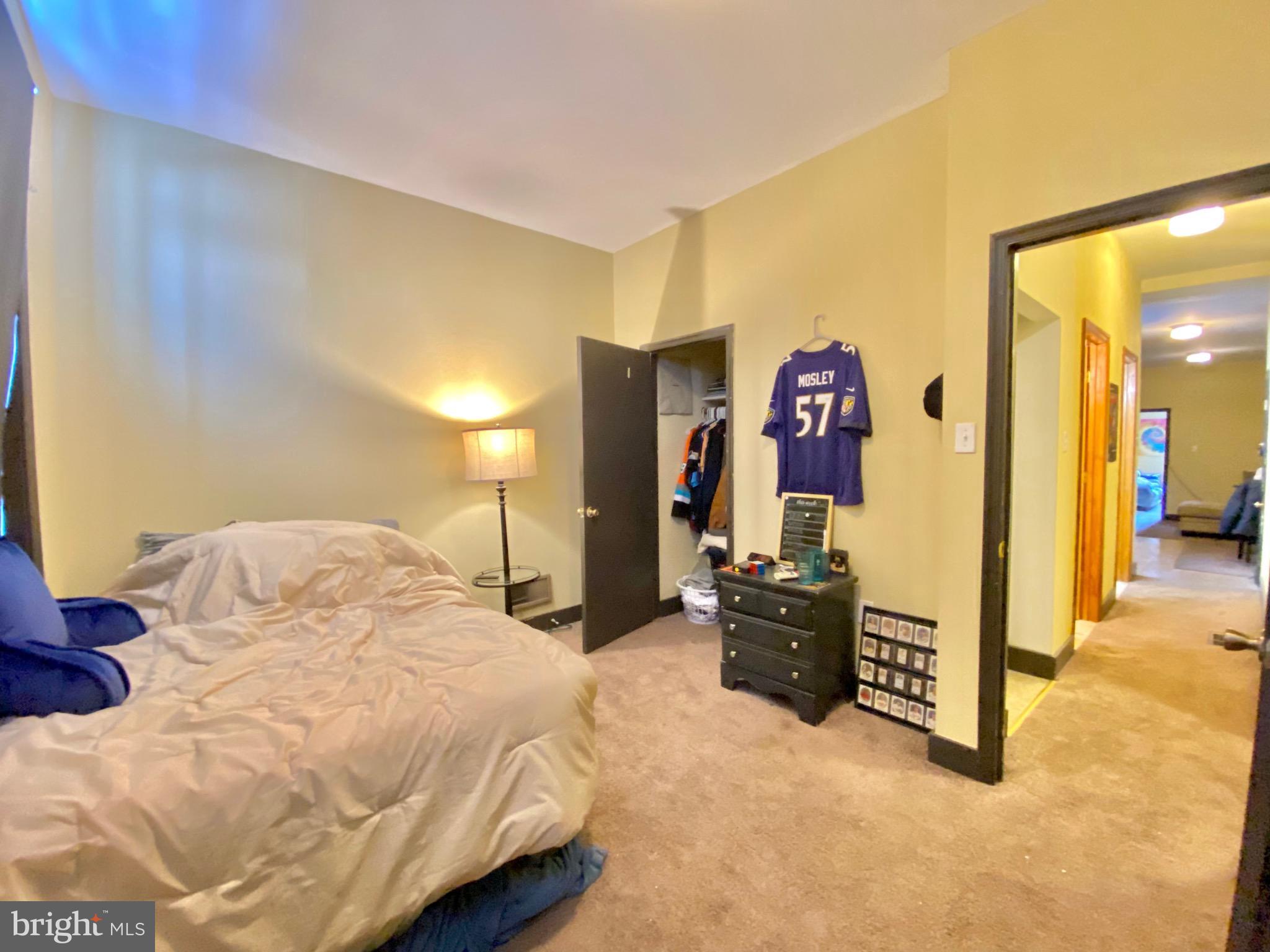 TEMPLE UNIVERSITY - Residential Lease