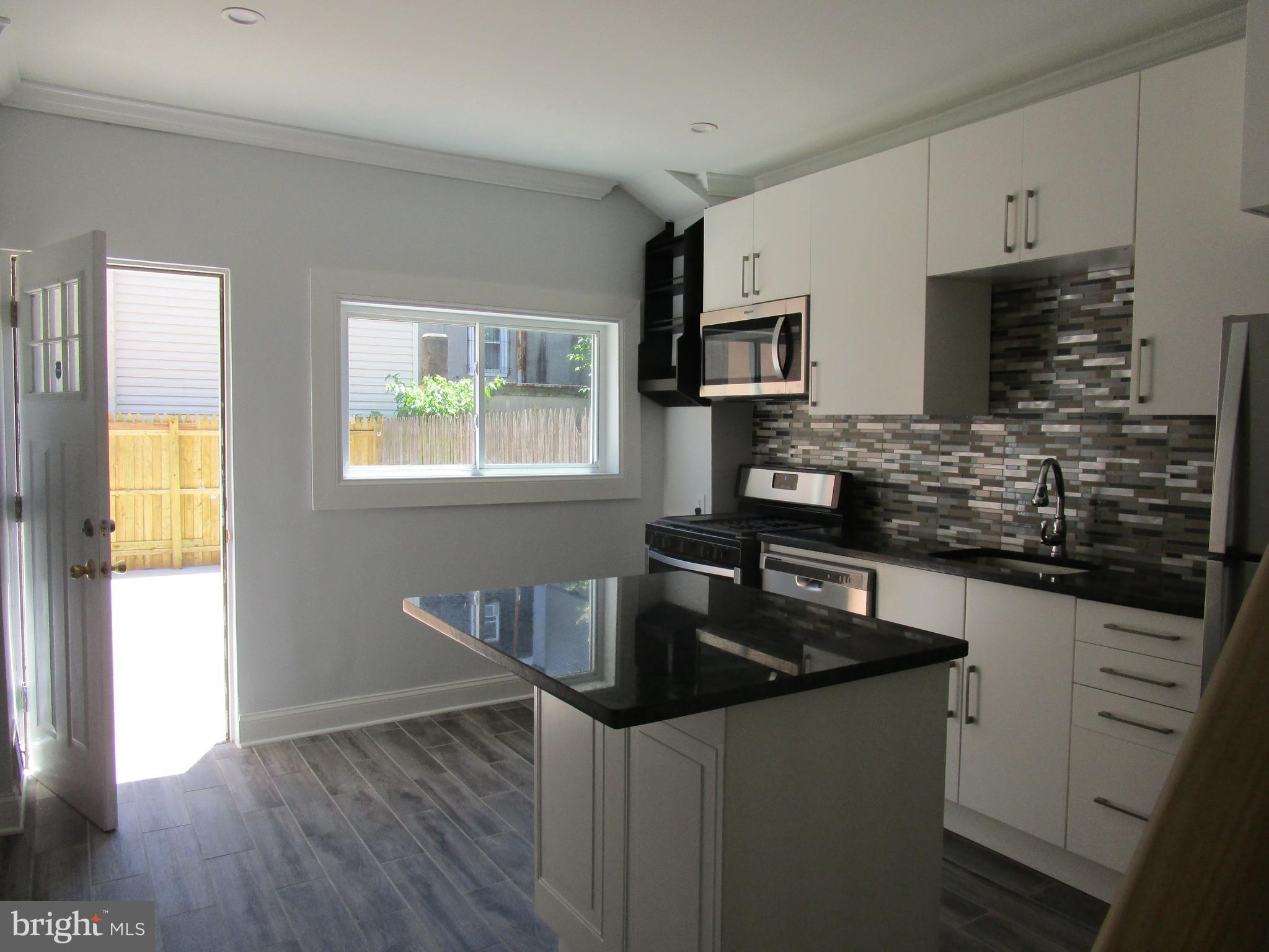 FISHTOWN - Residential Lease