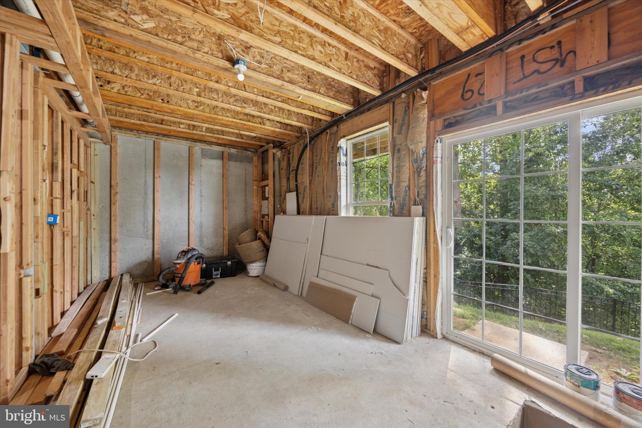 RAVENSCLIFF - Residential