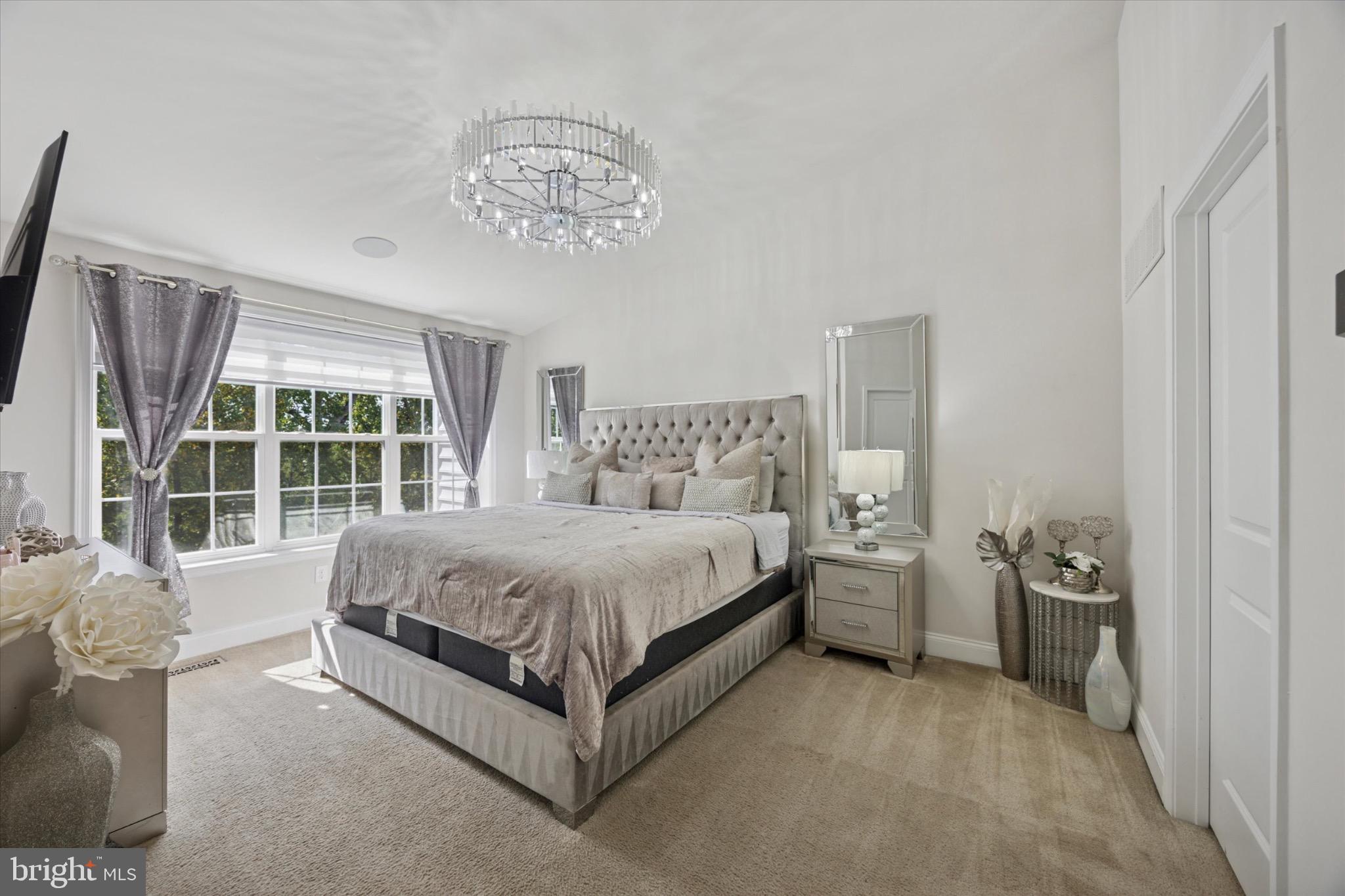 RAVENSCLIFF - Residential