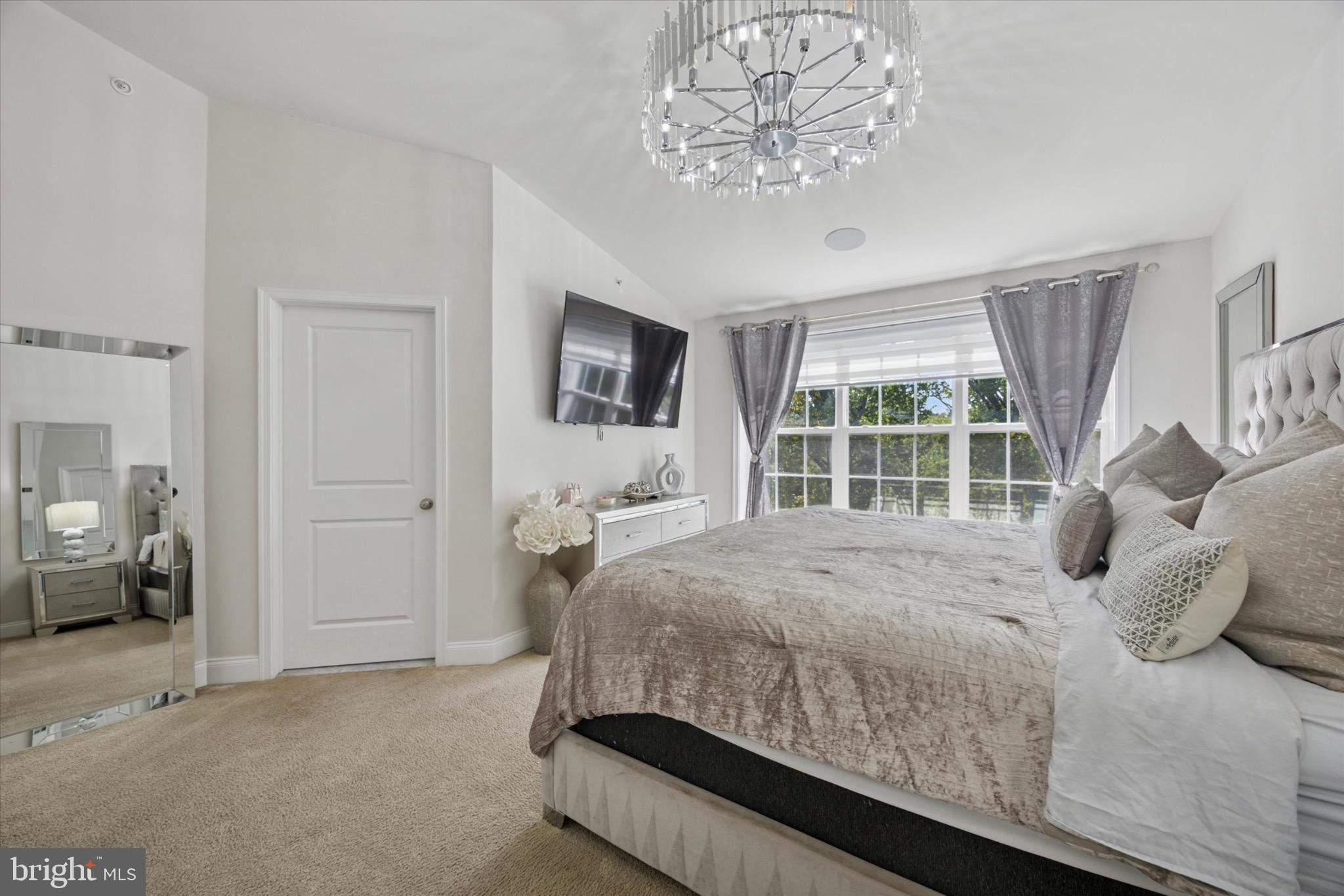 RAVENSCLIFF - Residential