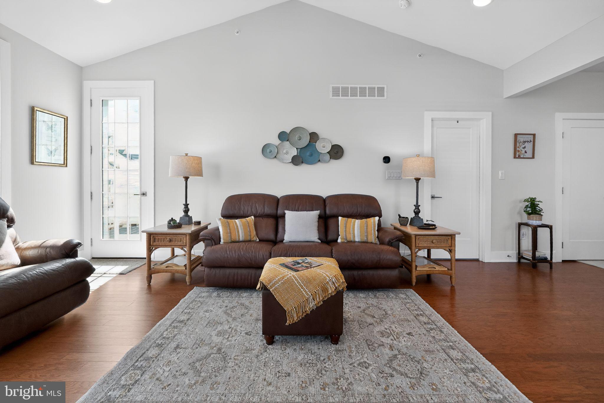 WHITE SPRINGS AT PROVIDENCE - Residential