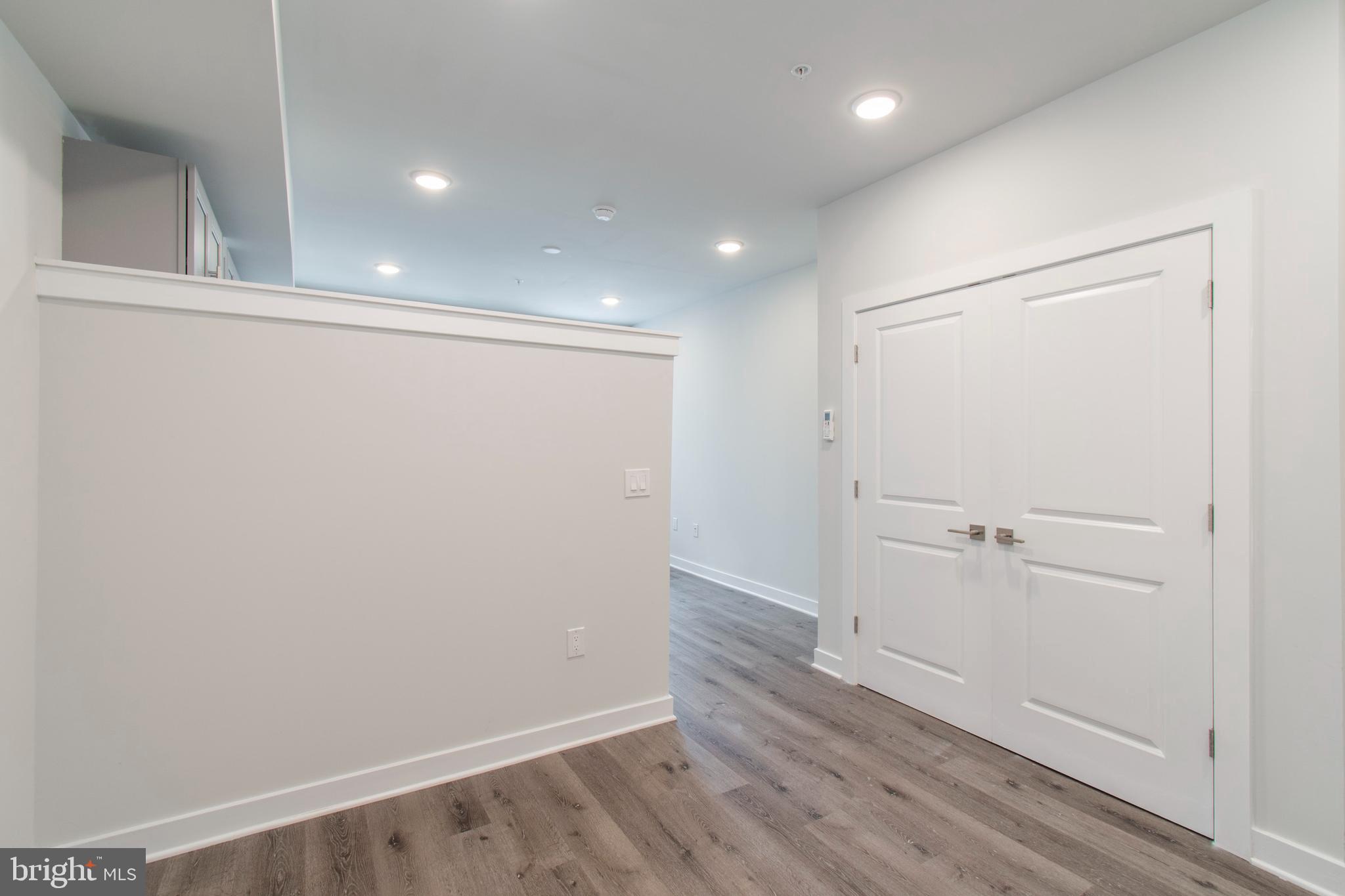 UNIVERSITY CITY - Residential Lease