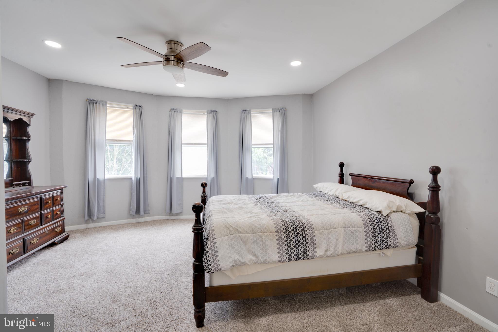 WAVERLY - Residential