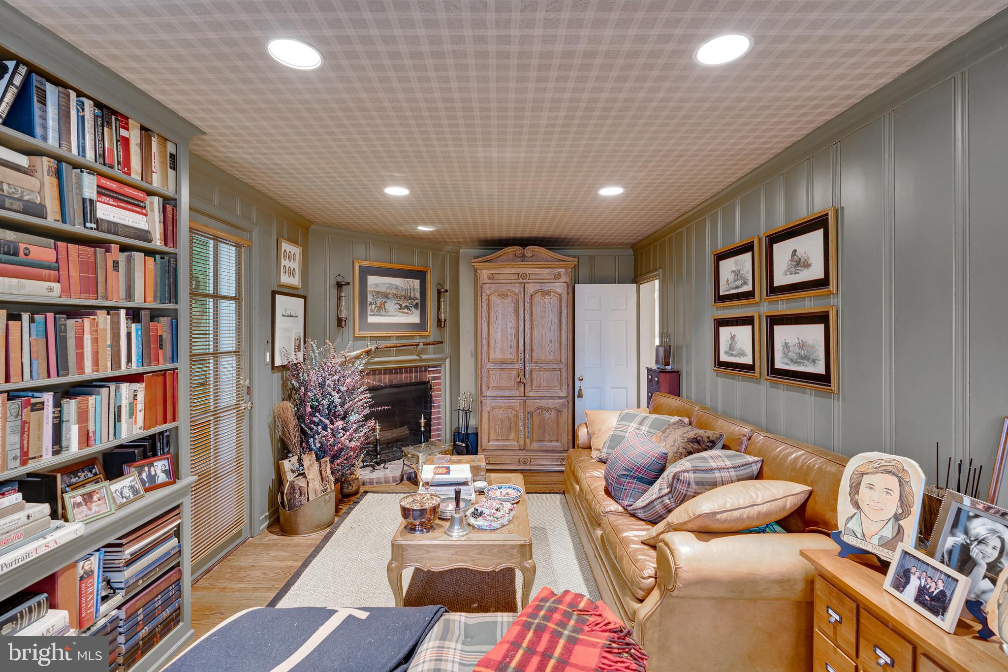 WYNNEWOOD - Residential