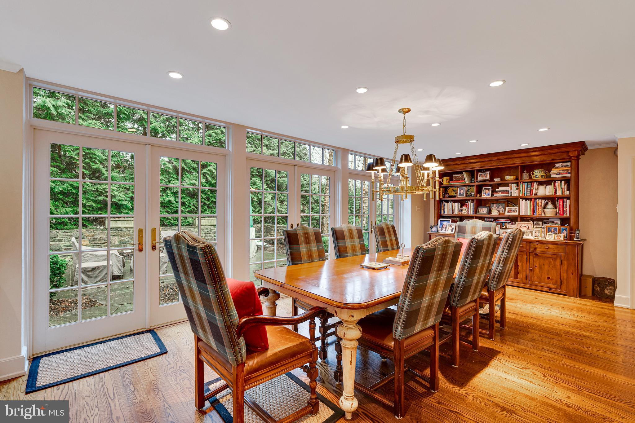 WYNNEWOOD - Residential