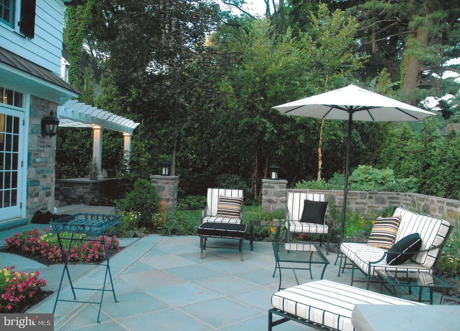 WYNNEWOOD - Residential