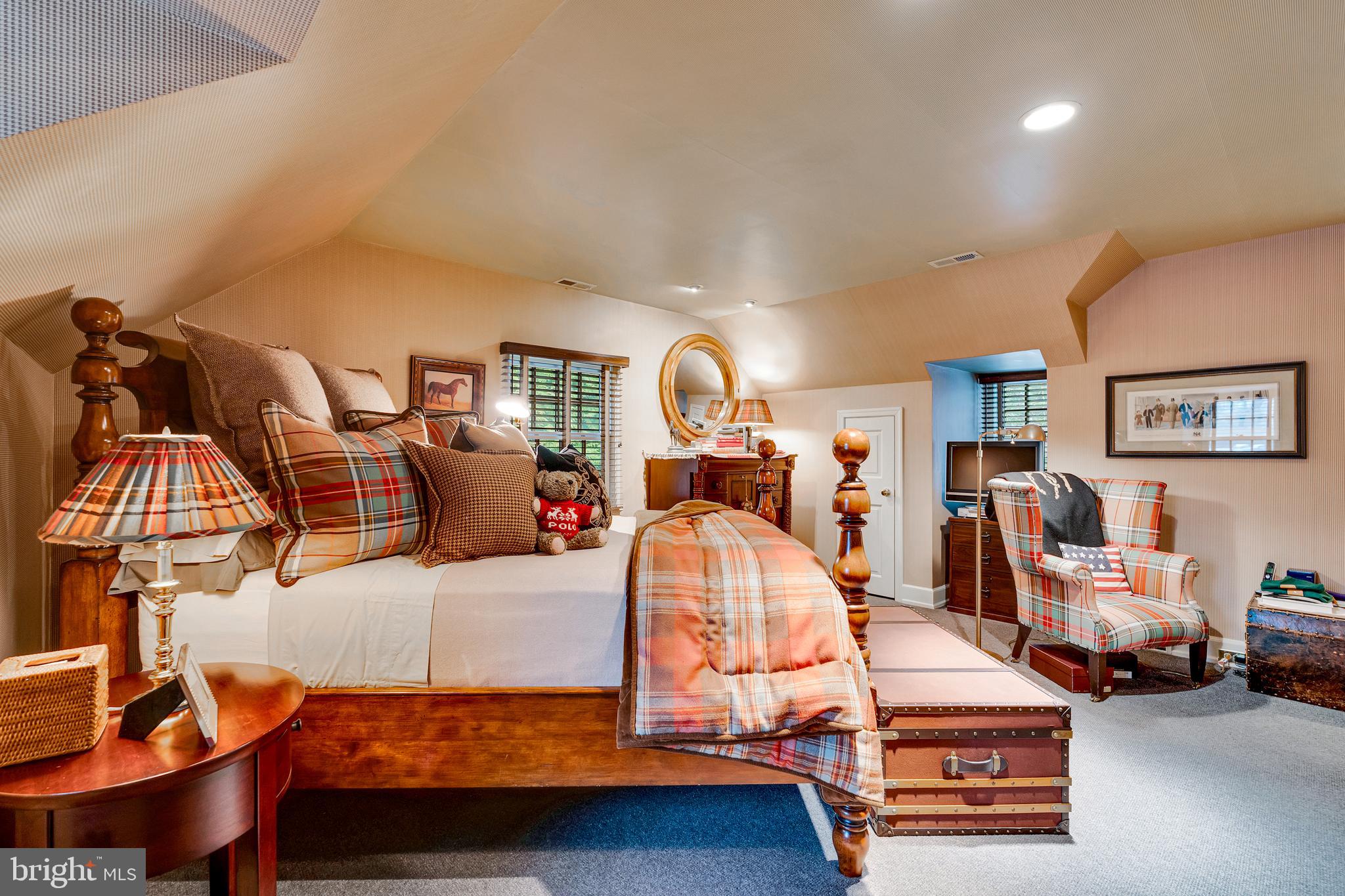 WYNNEWOOD - Residential