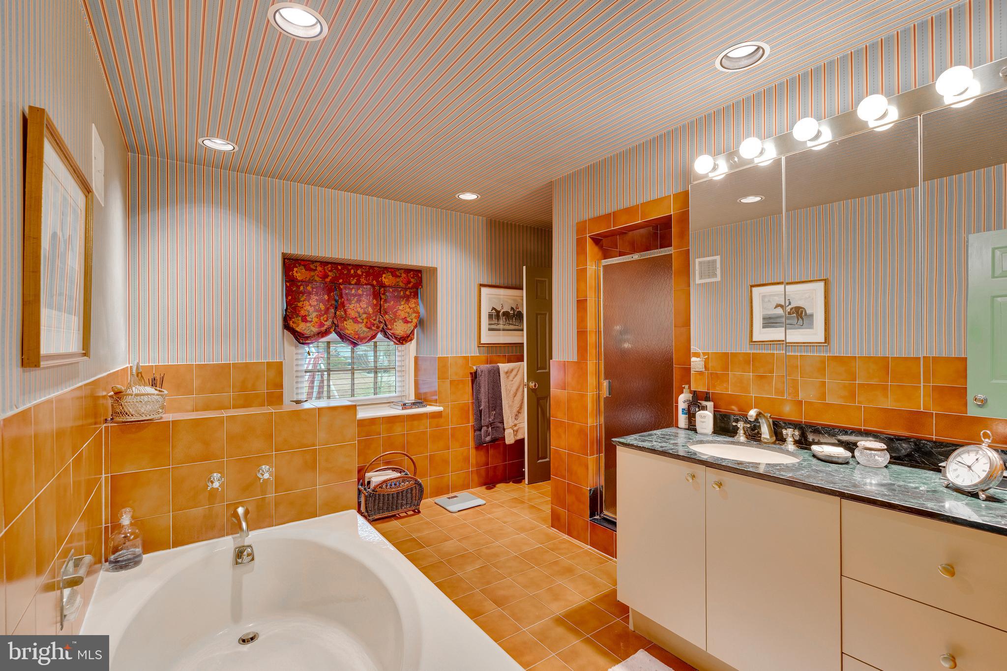 WYNNEWOOD - Residential