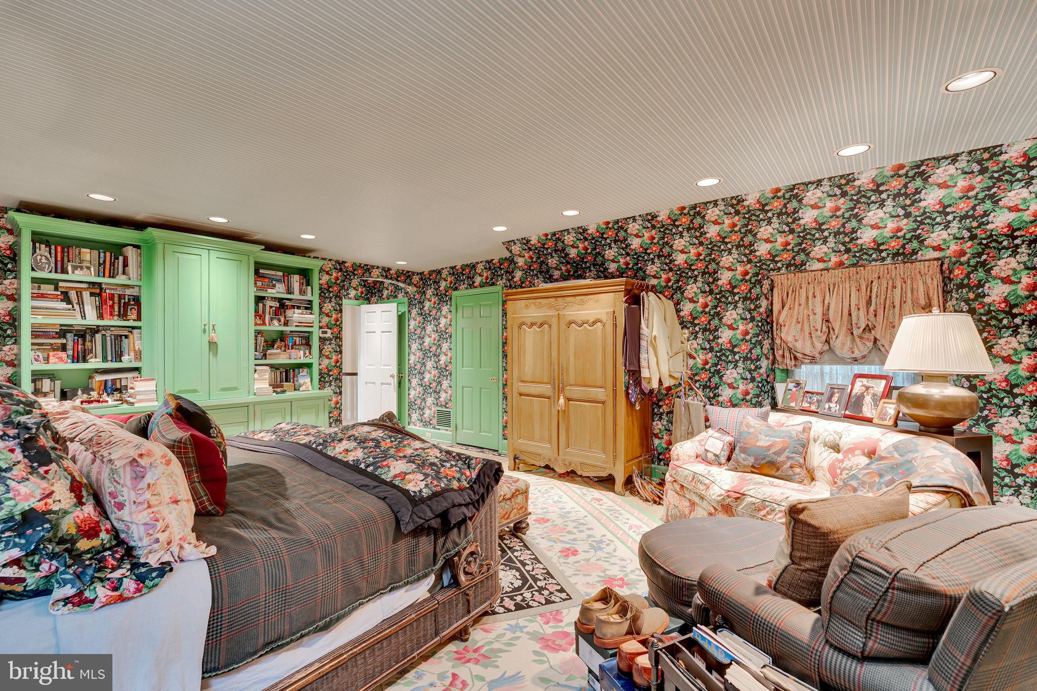 WYNNEWOOD - Residential