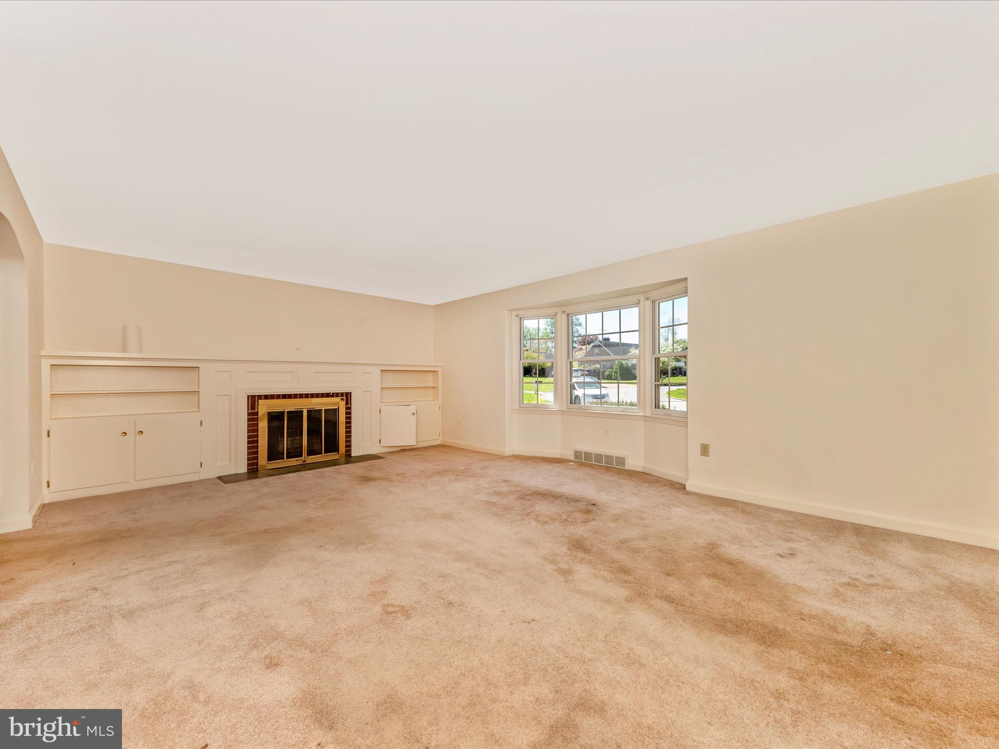 SPRING VALLEY - Residential