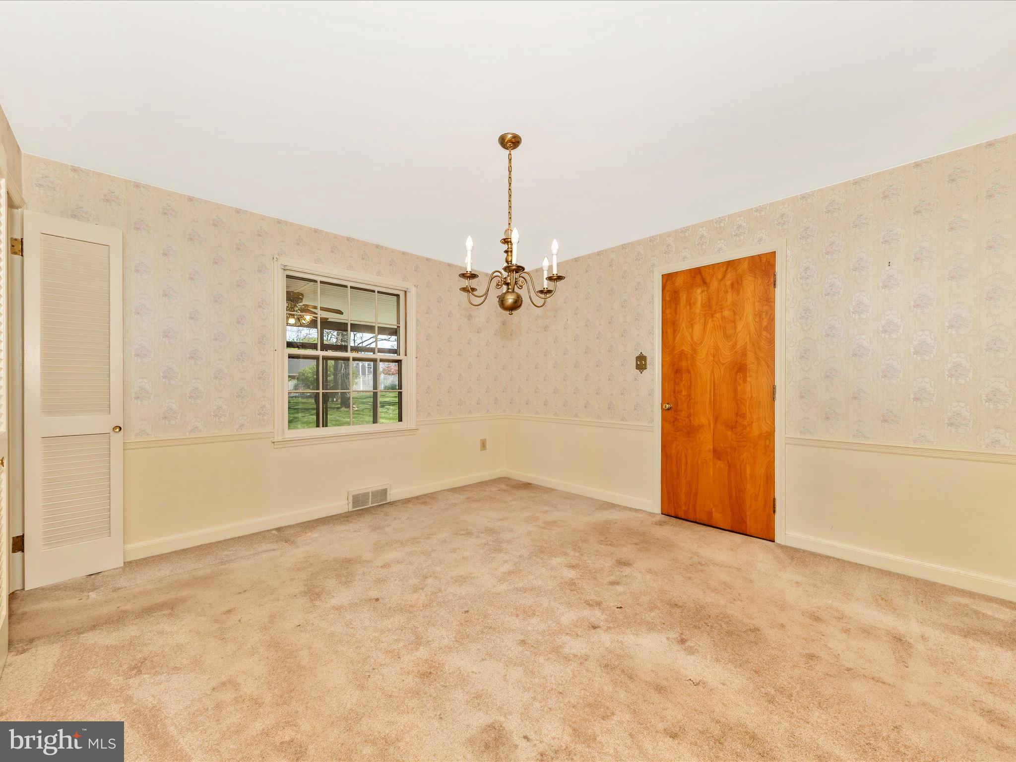 SPRING VALLEY - Residential